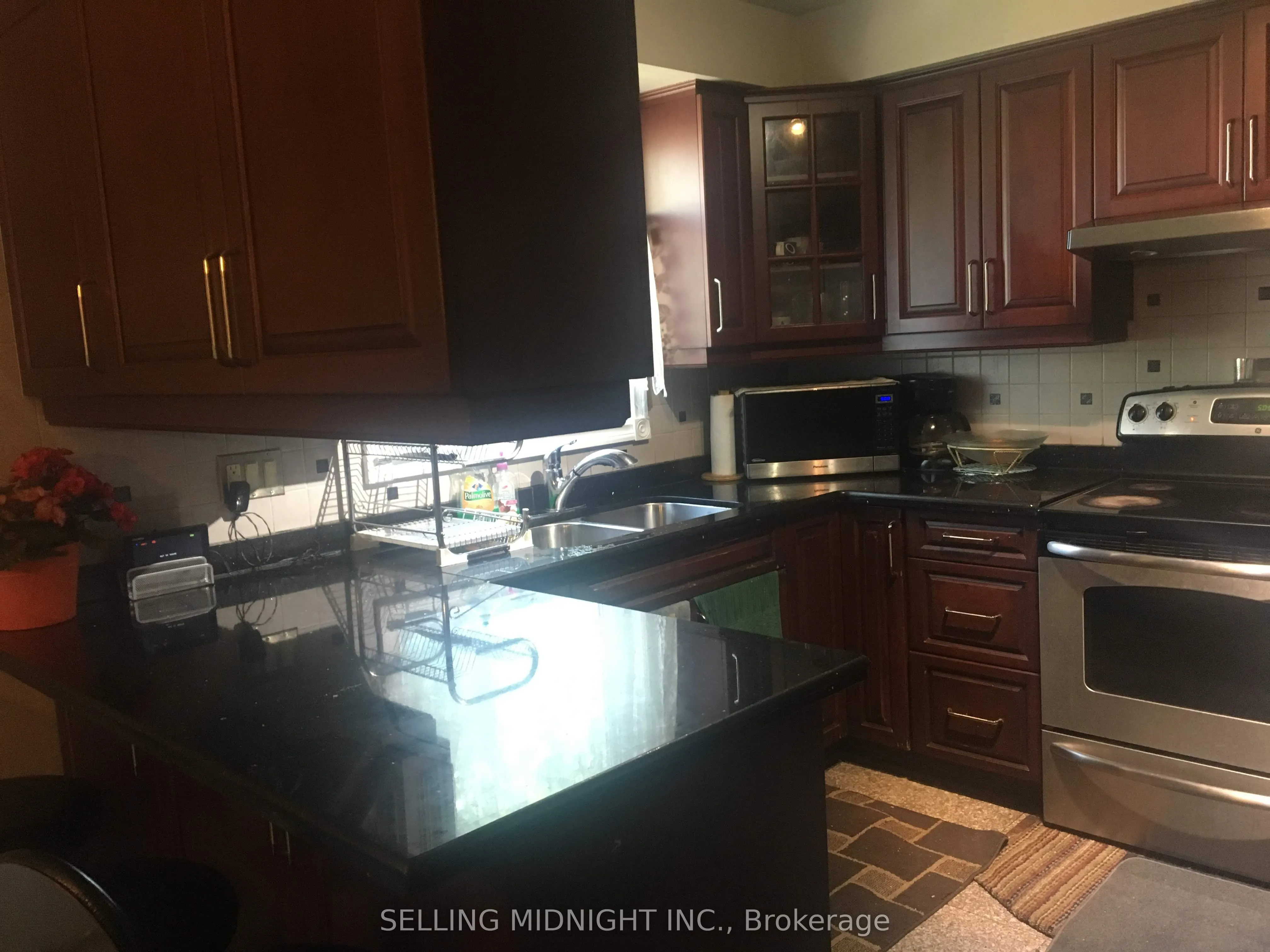 441 Rutherford Road N, #Room