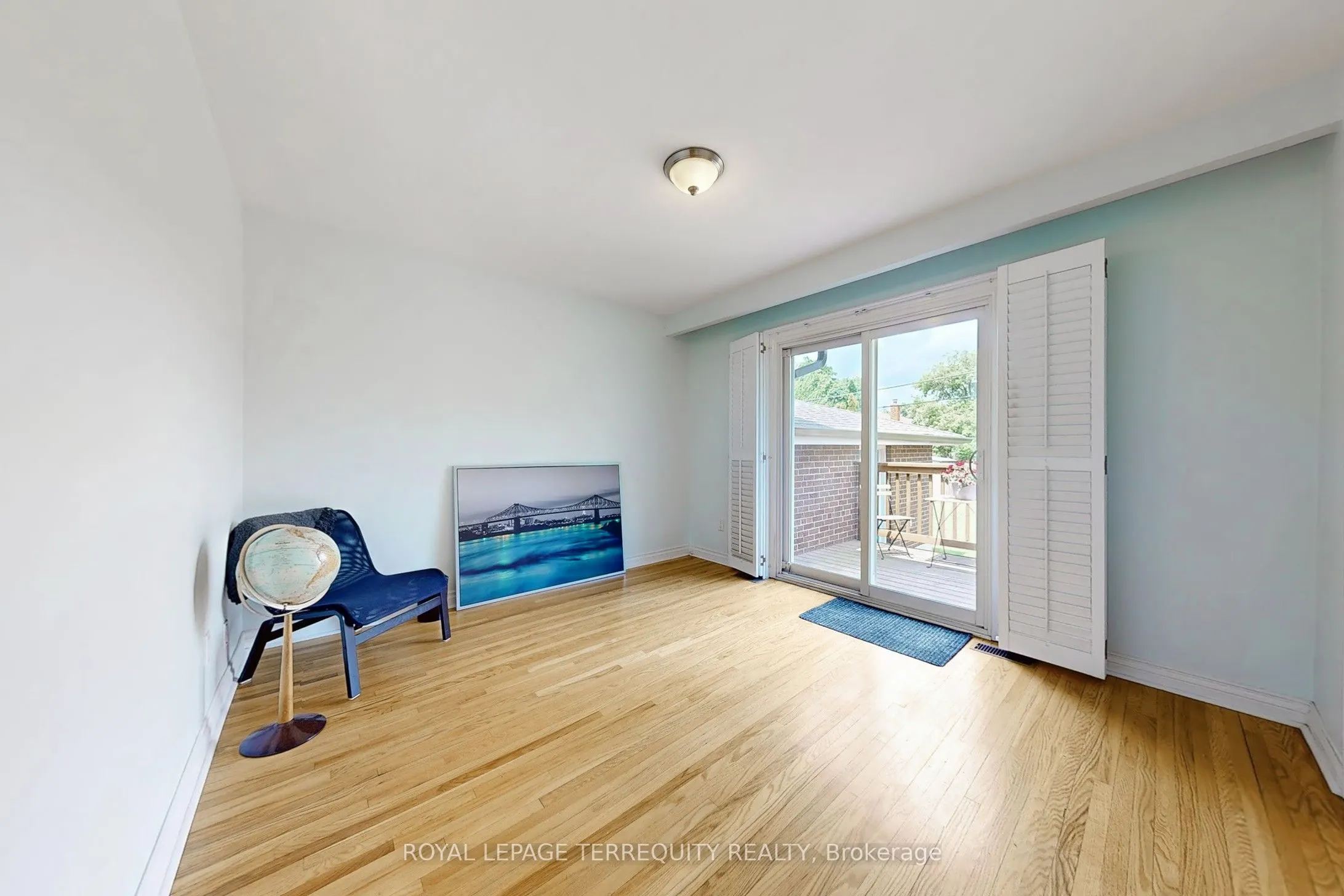 8 Cromer Place