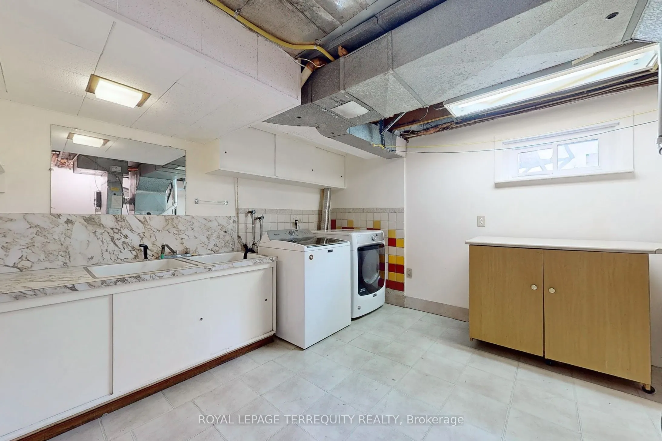 8 Cromer Place