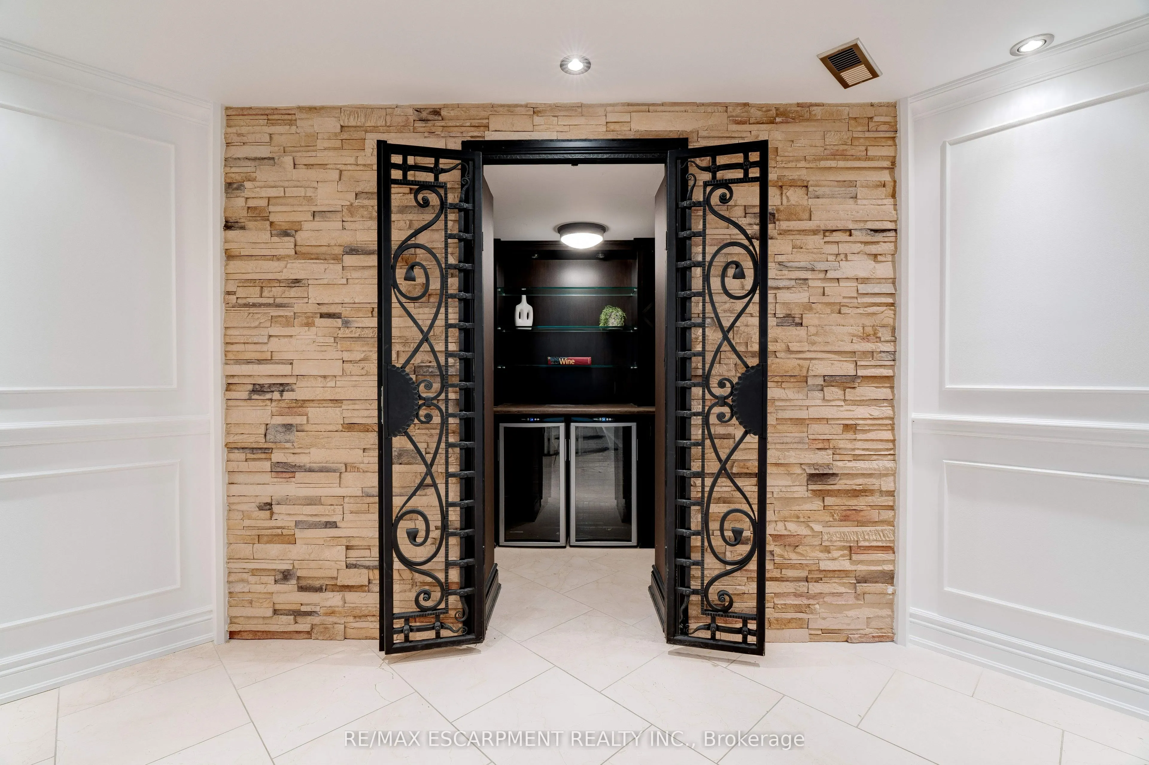 106 Appleby Place