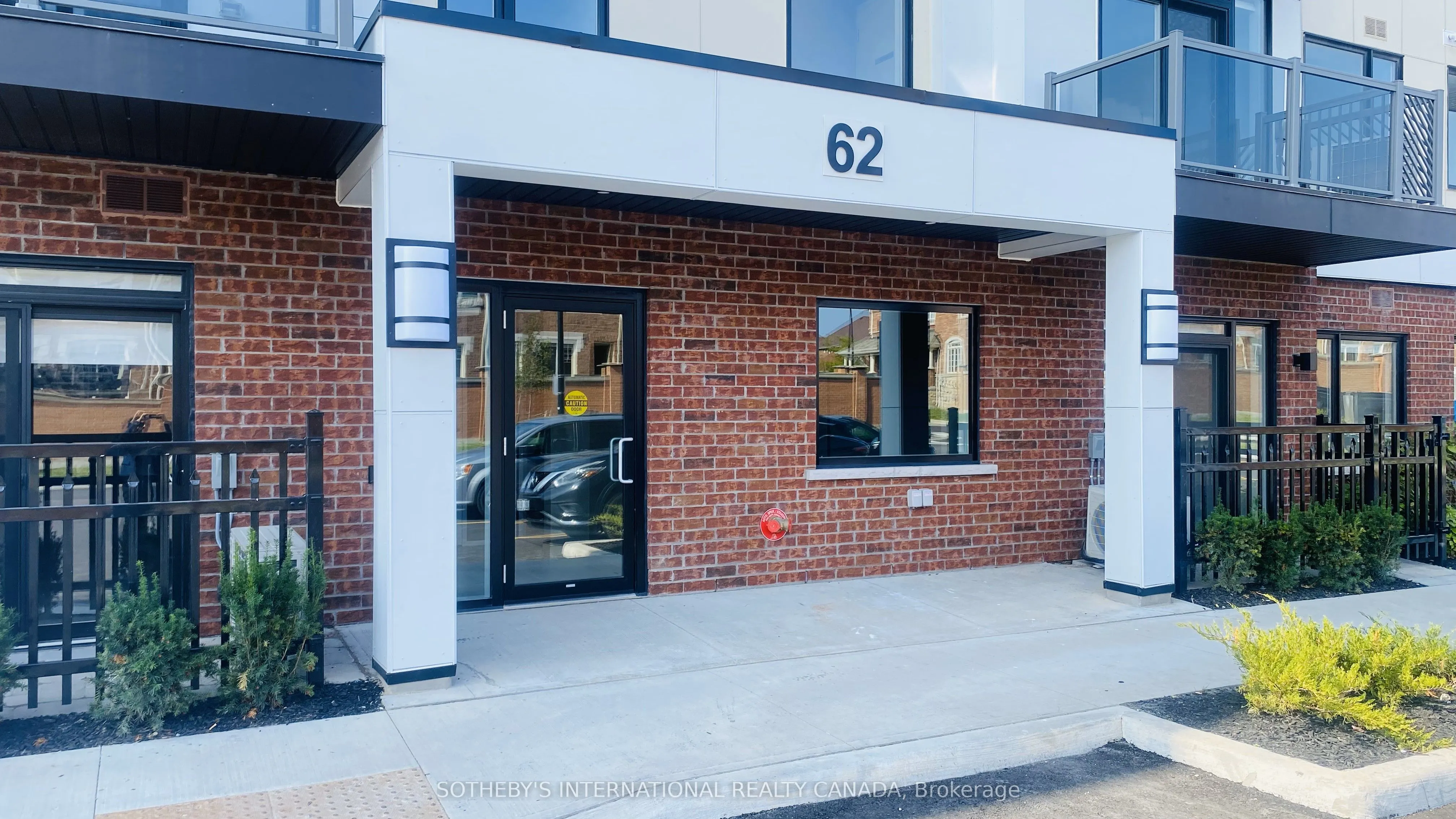 62 Sky Harbour Drive, #216