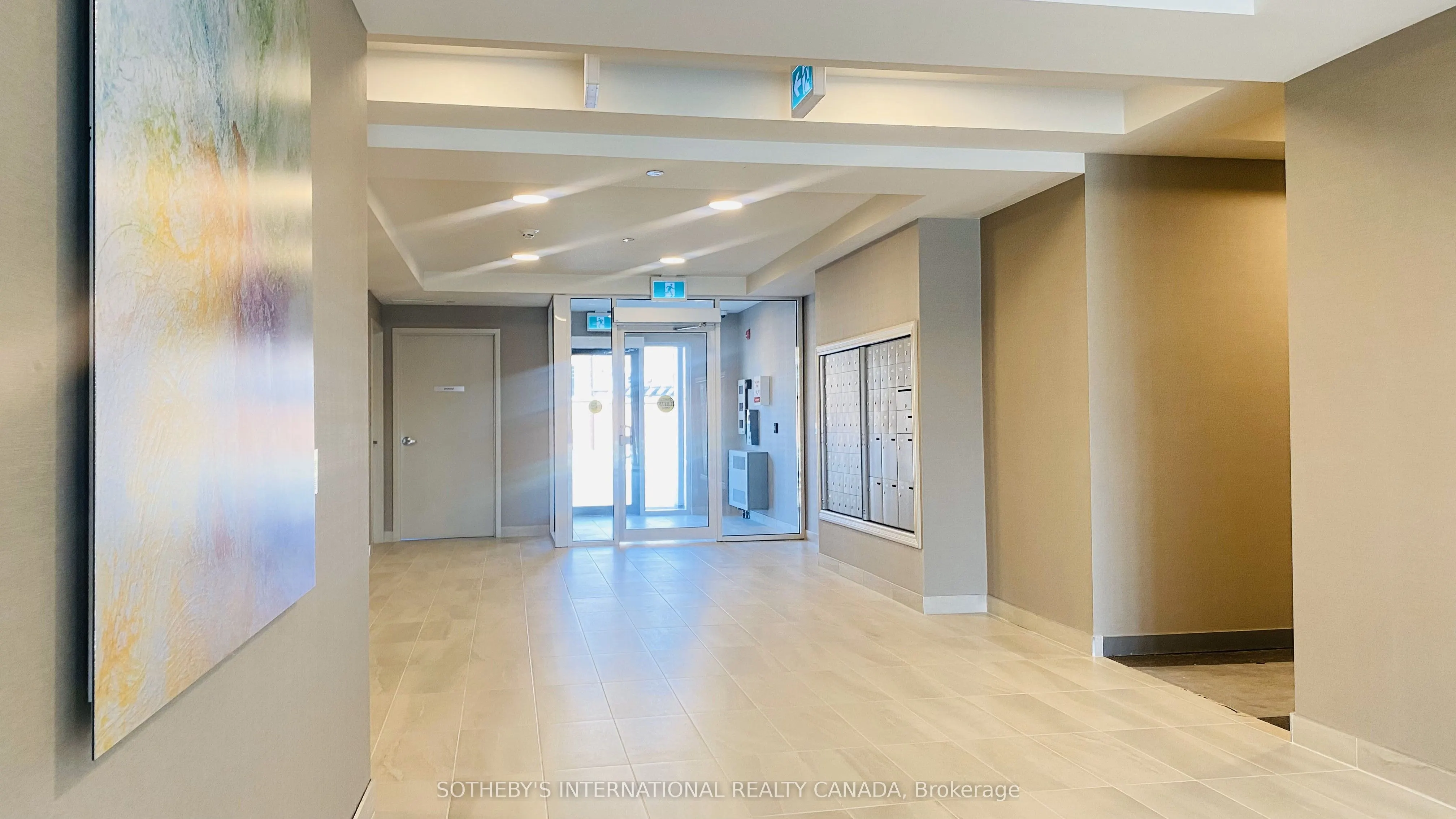 62 Sky Harbour Drive, #216