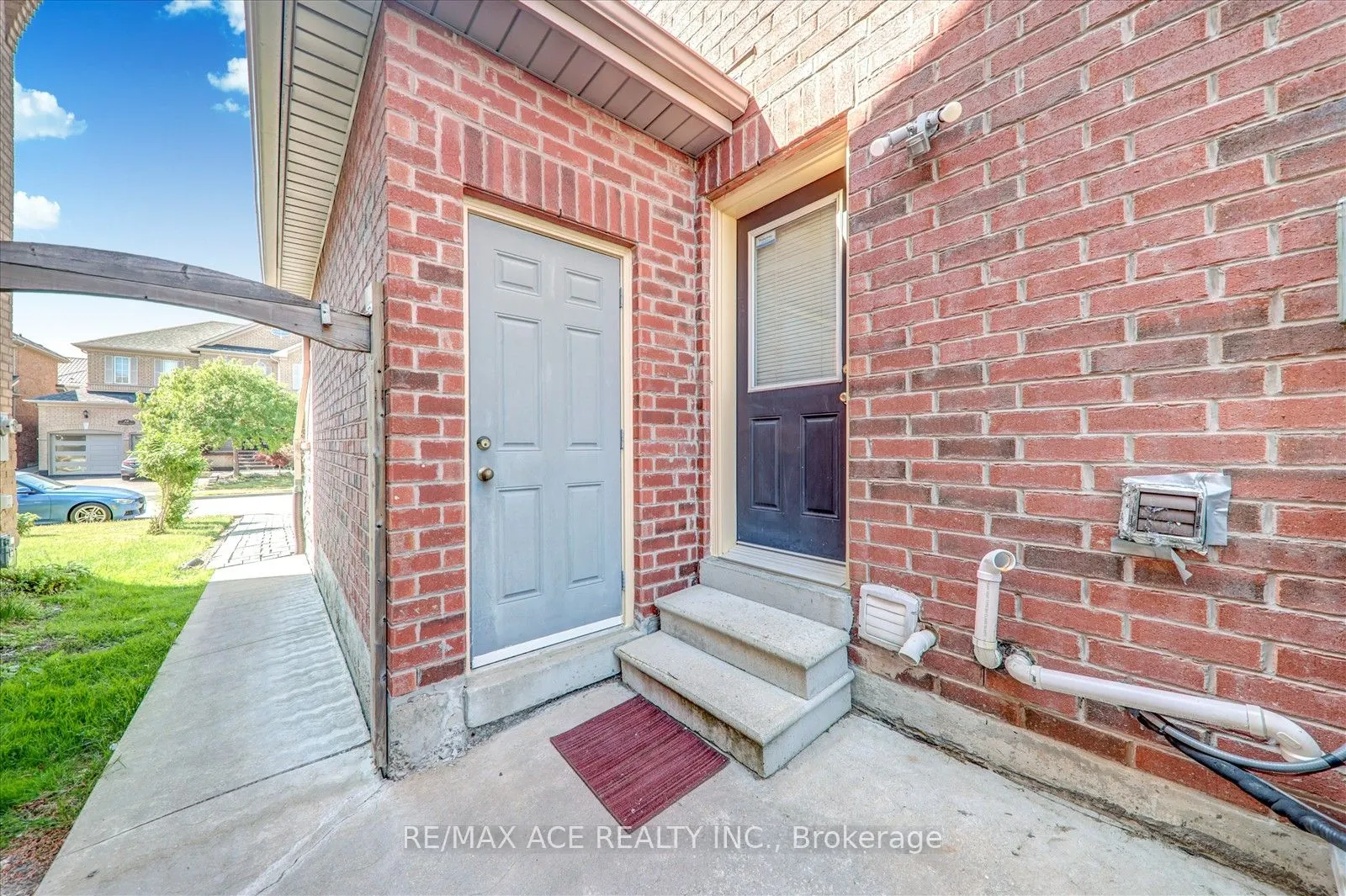 46 Purebrook Crescent
