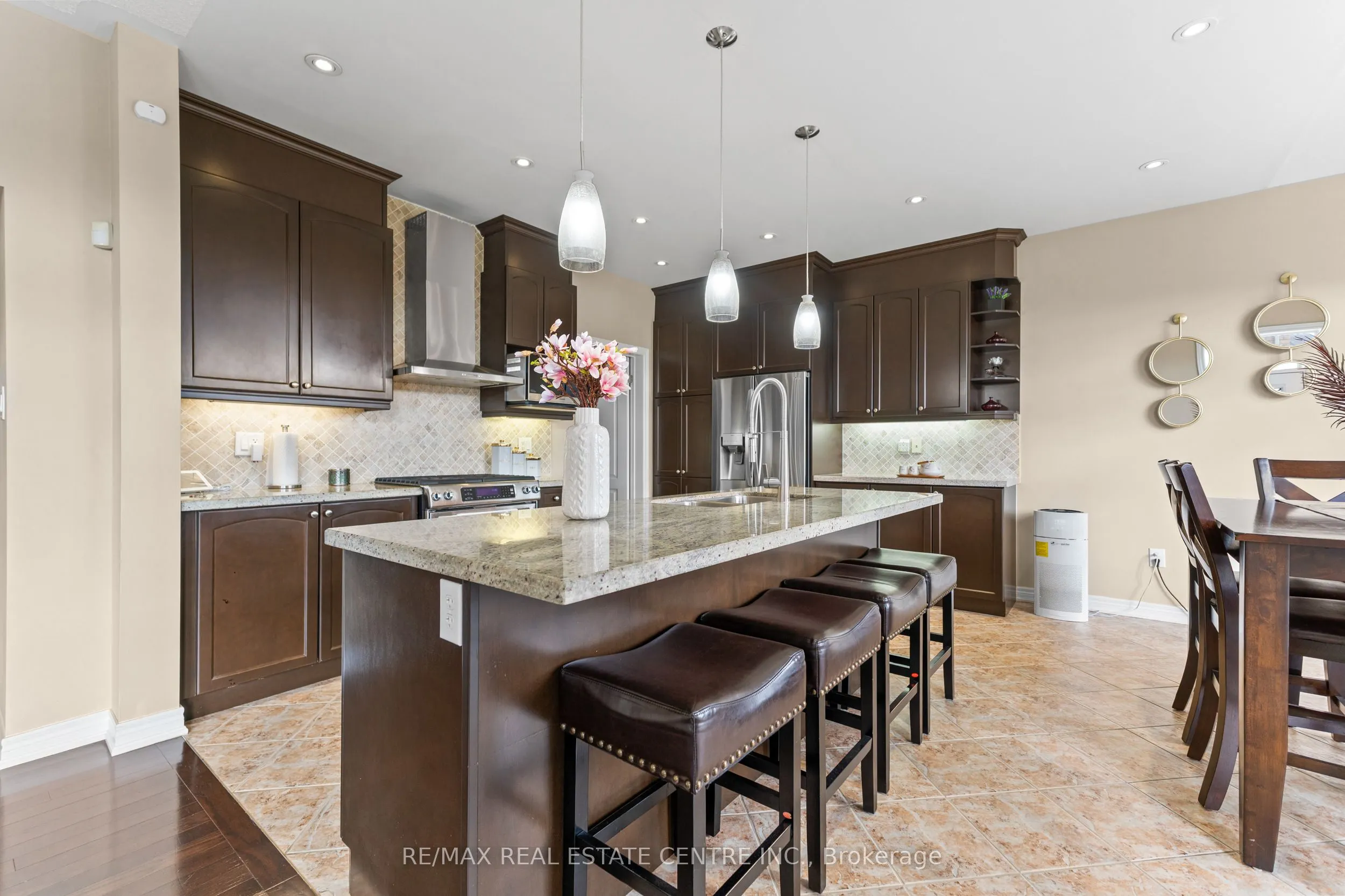 4 Junetown Circle