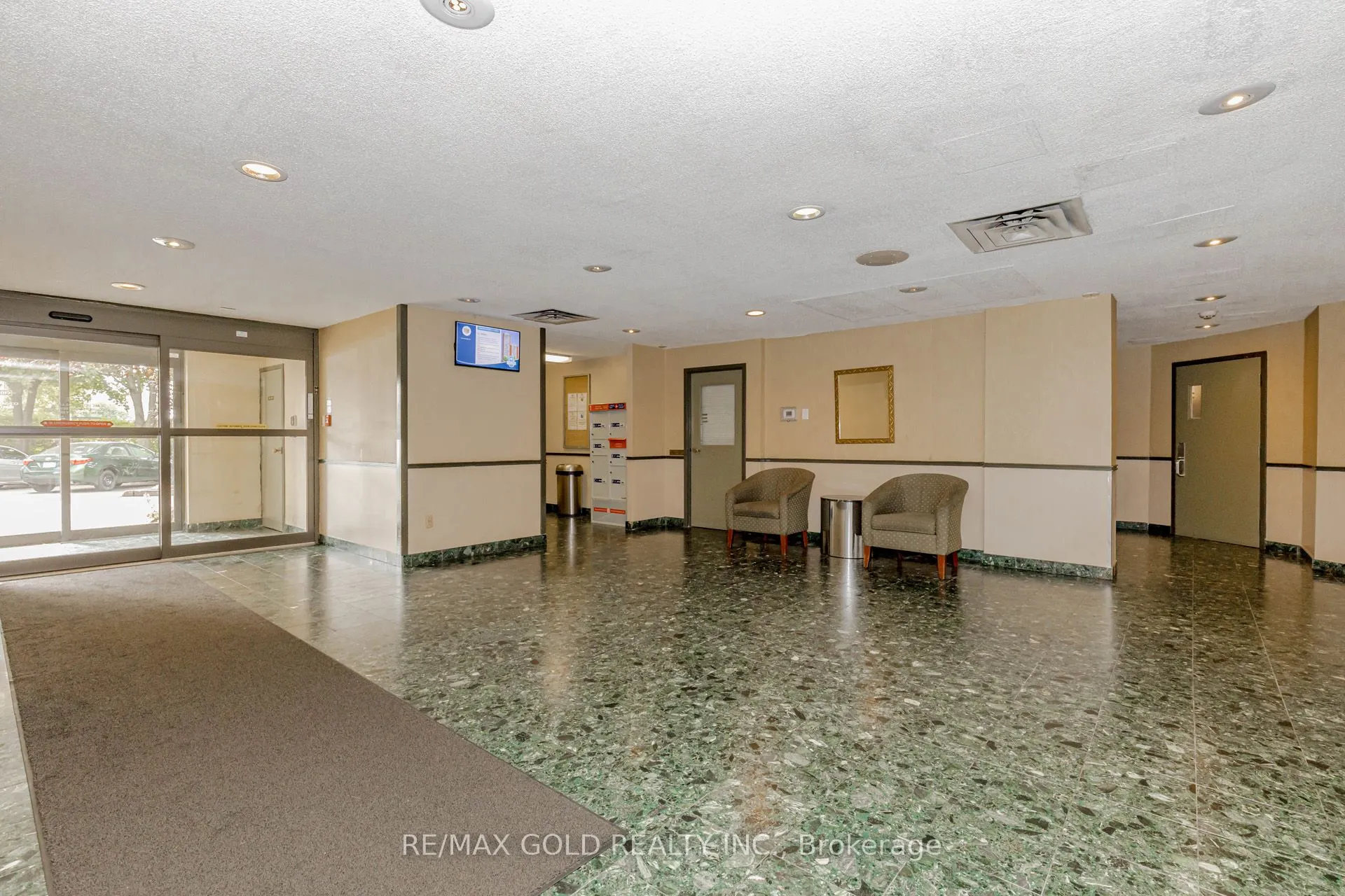 4205 Shipp Drive, #1504