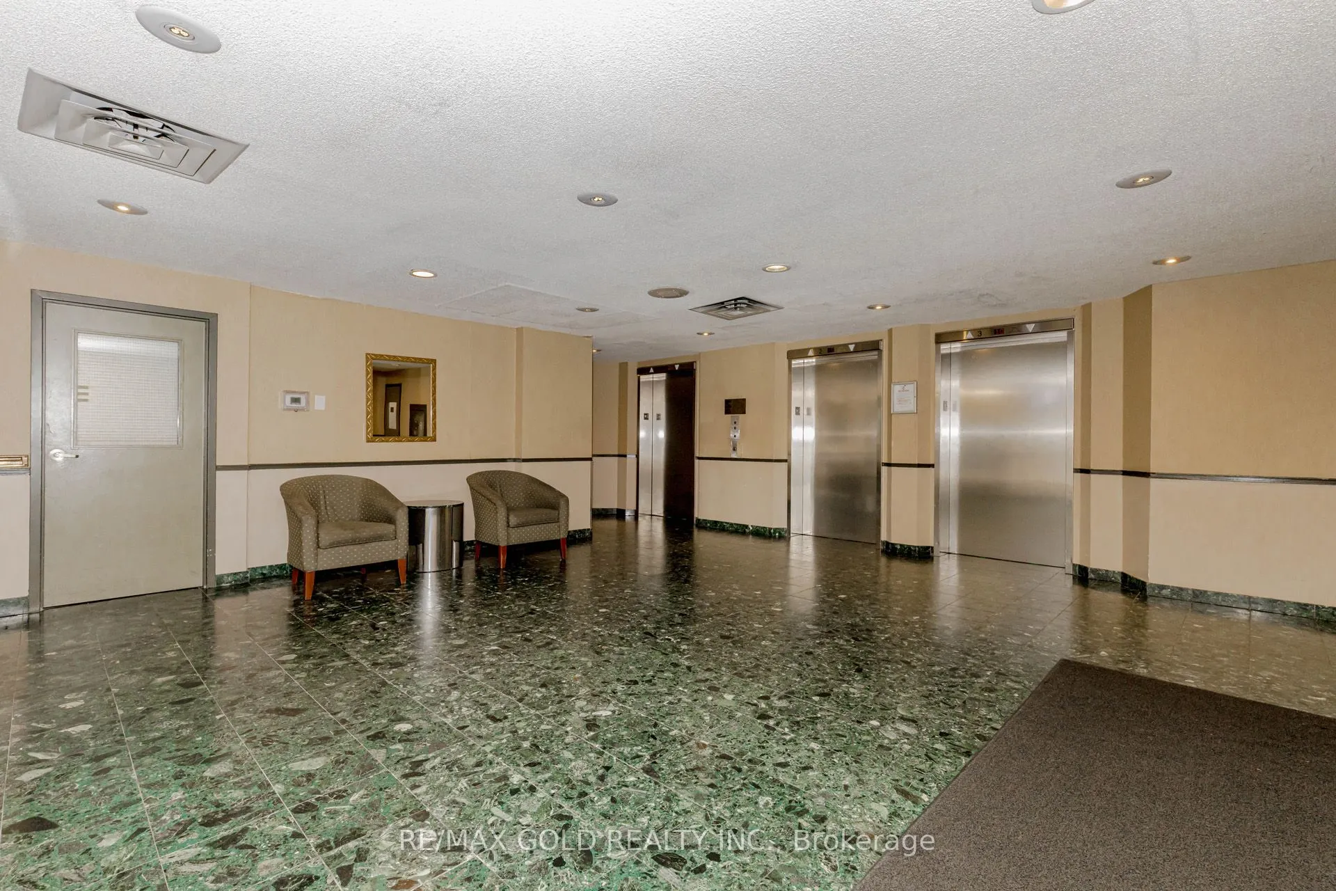 4205 Shipp Drive, #1504