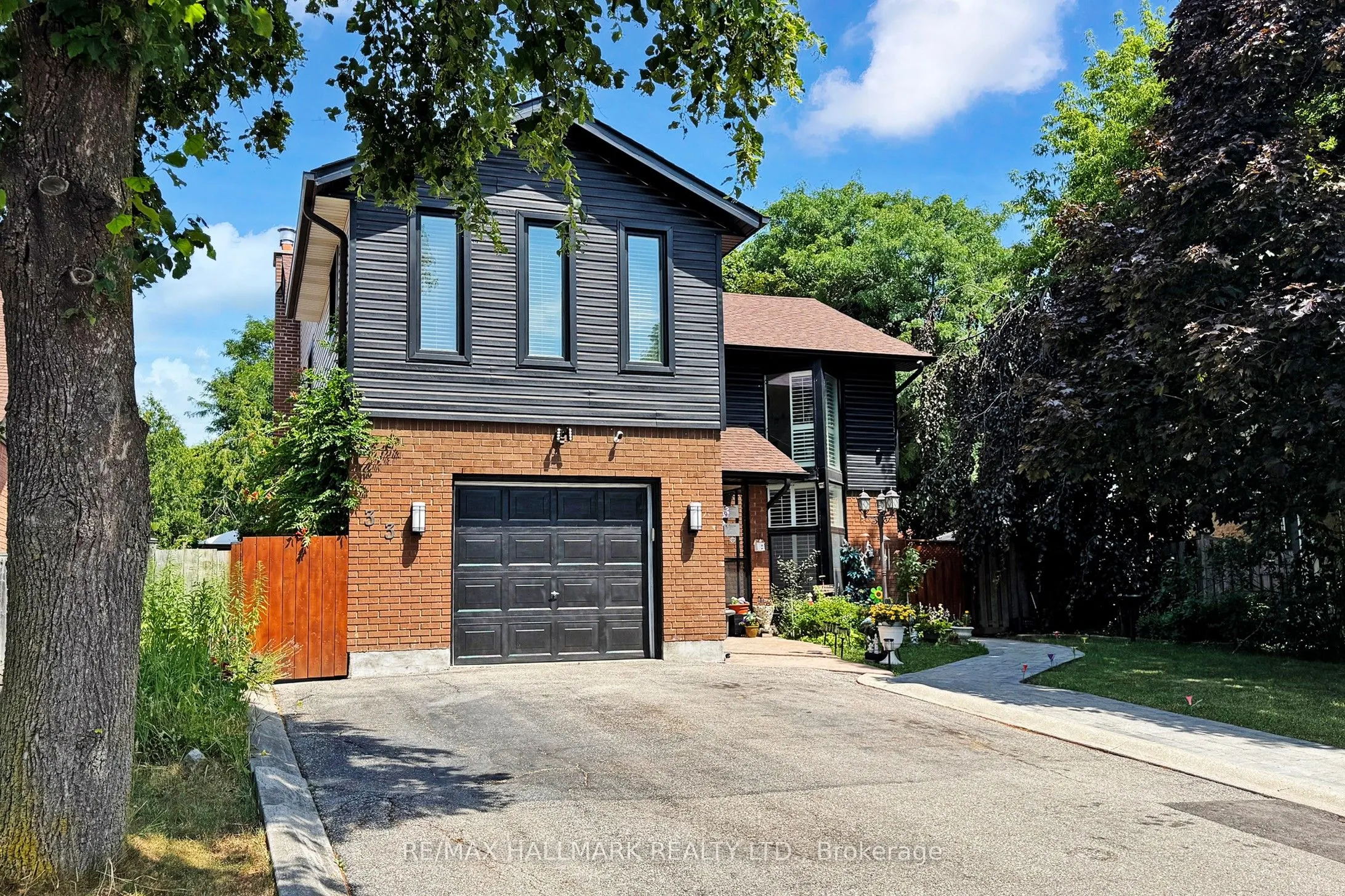 33 Parkside Drive