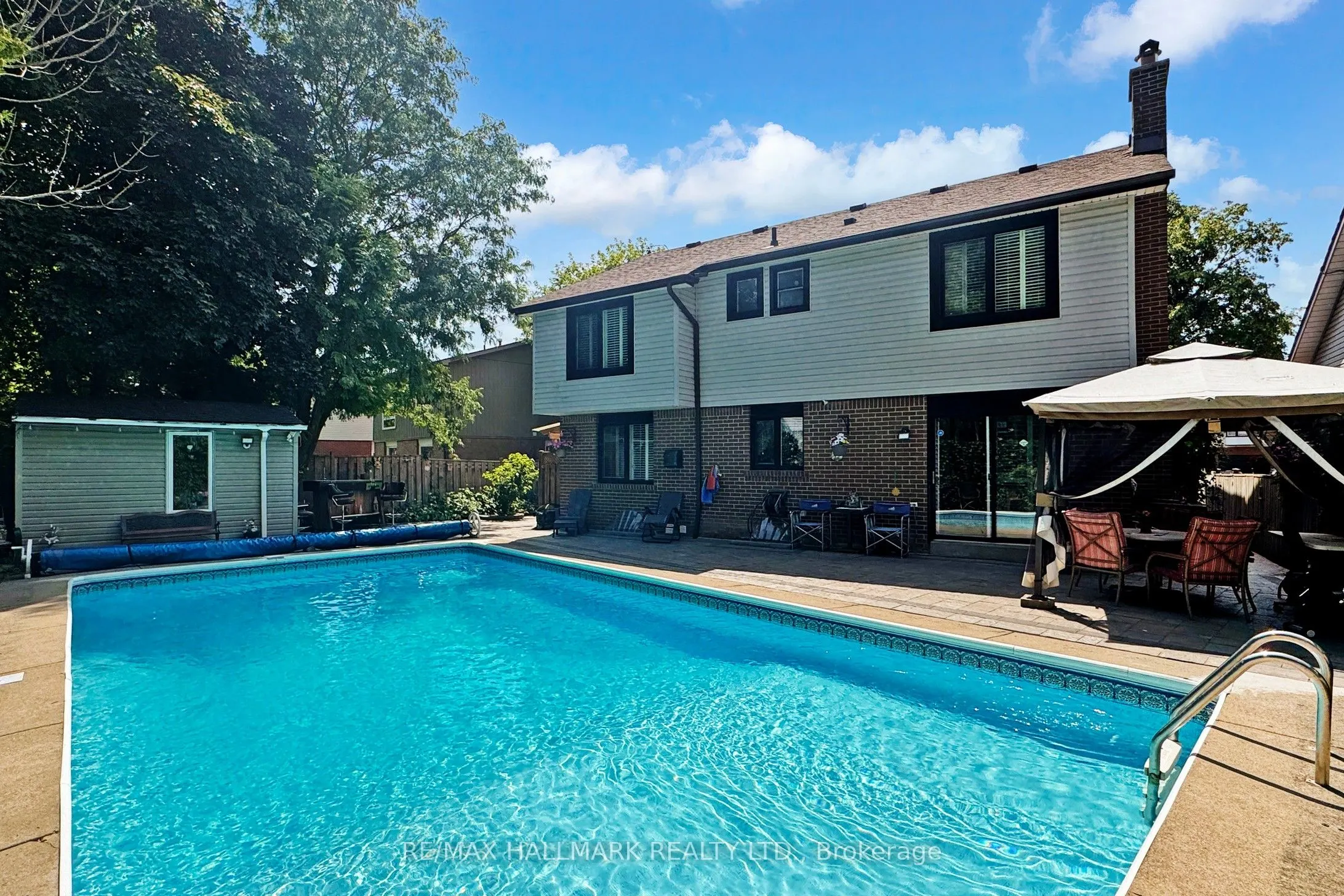 33 Parkside Drive