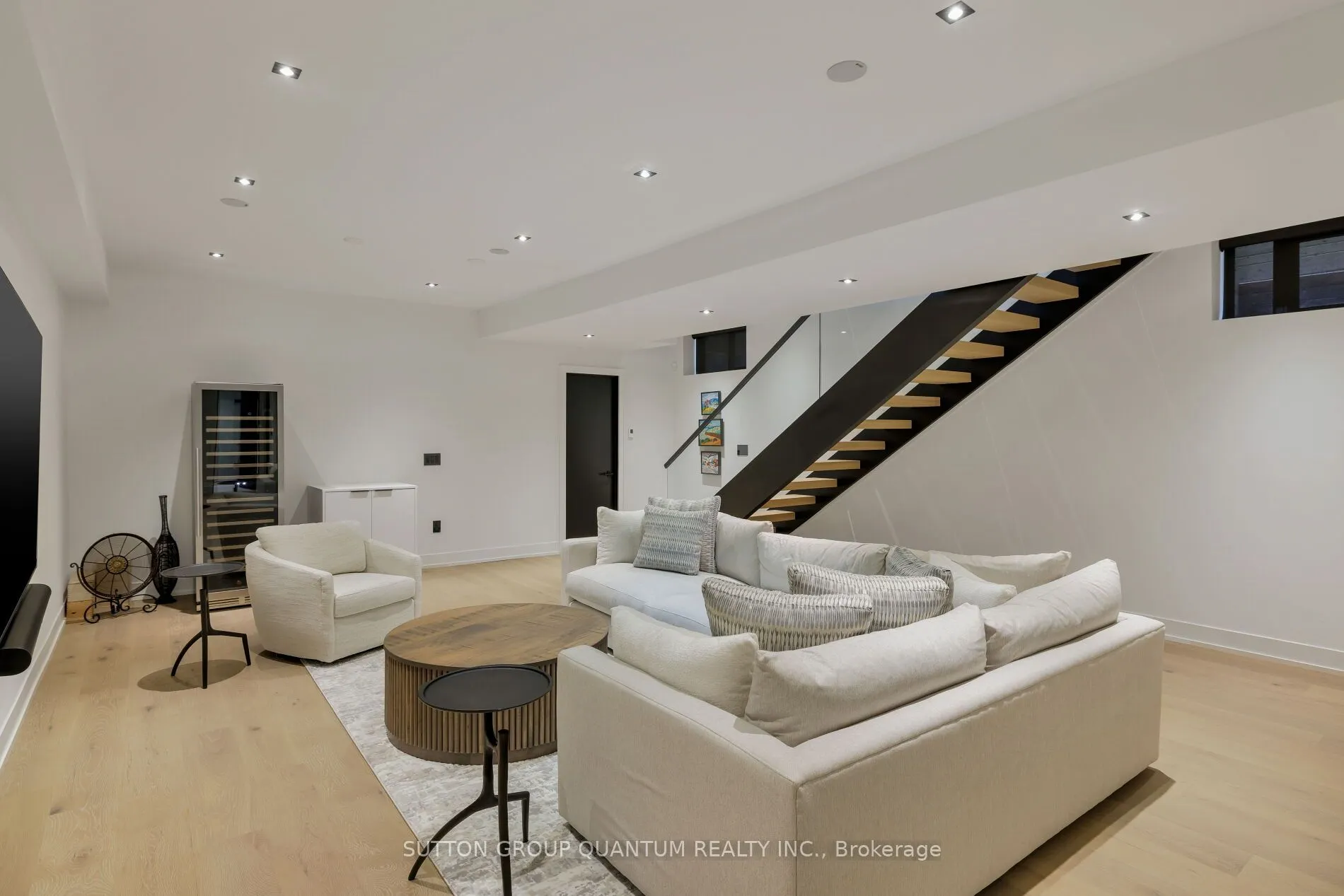 20A Broadview Avenue