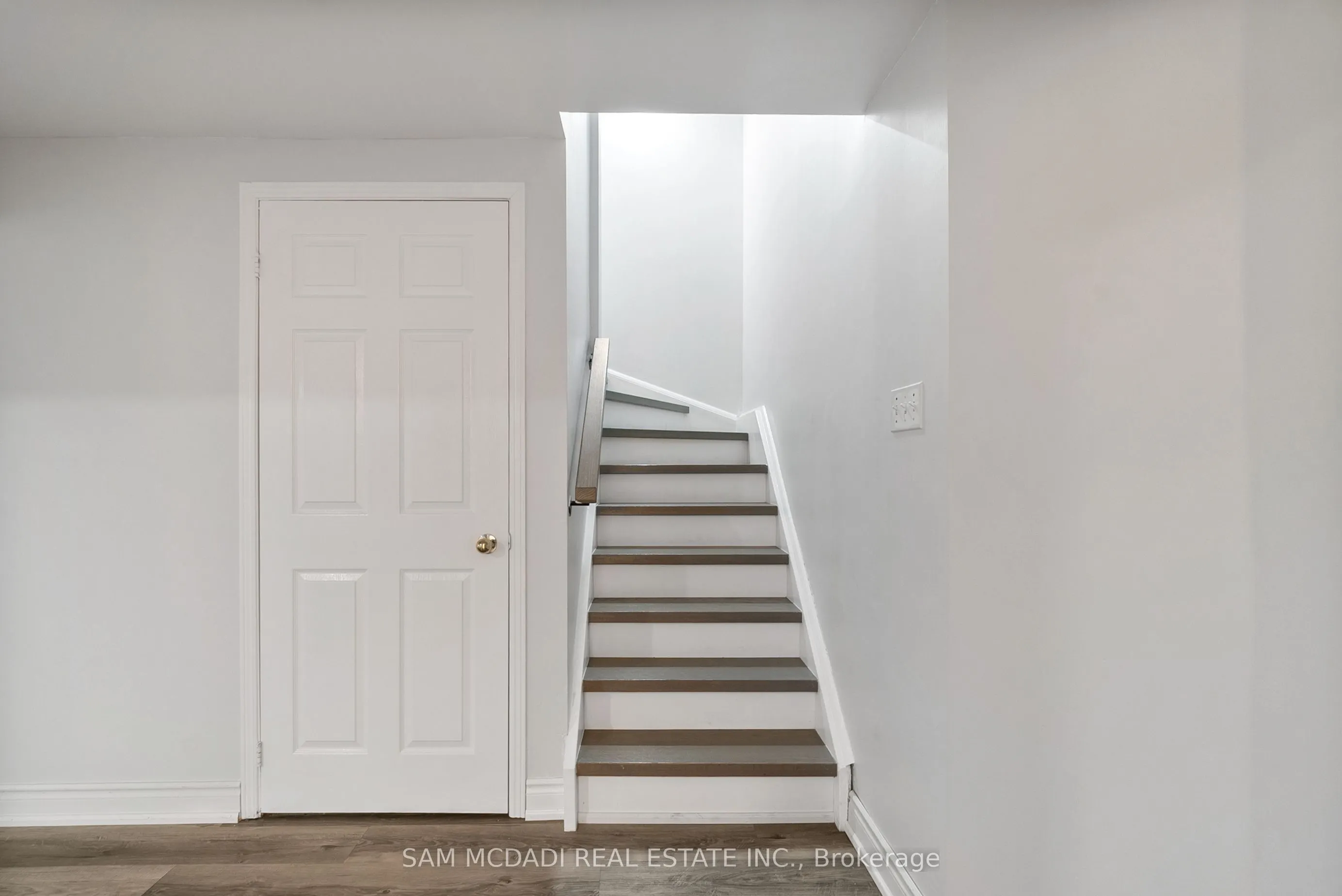 2006 Glenada Crescent, #27