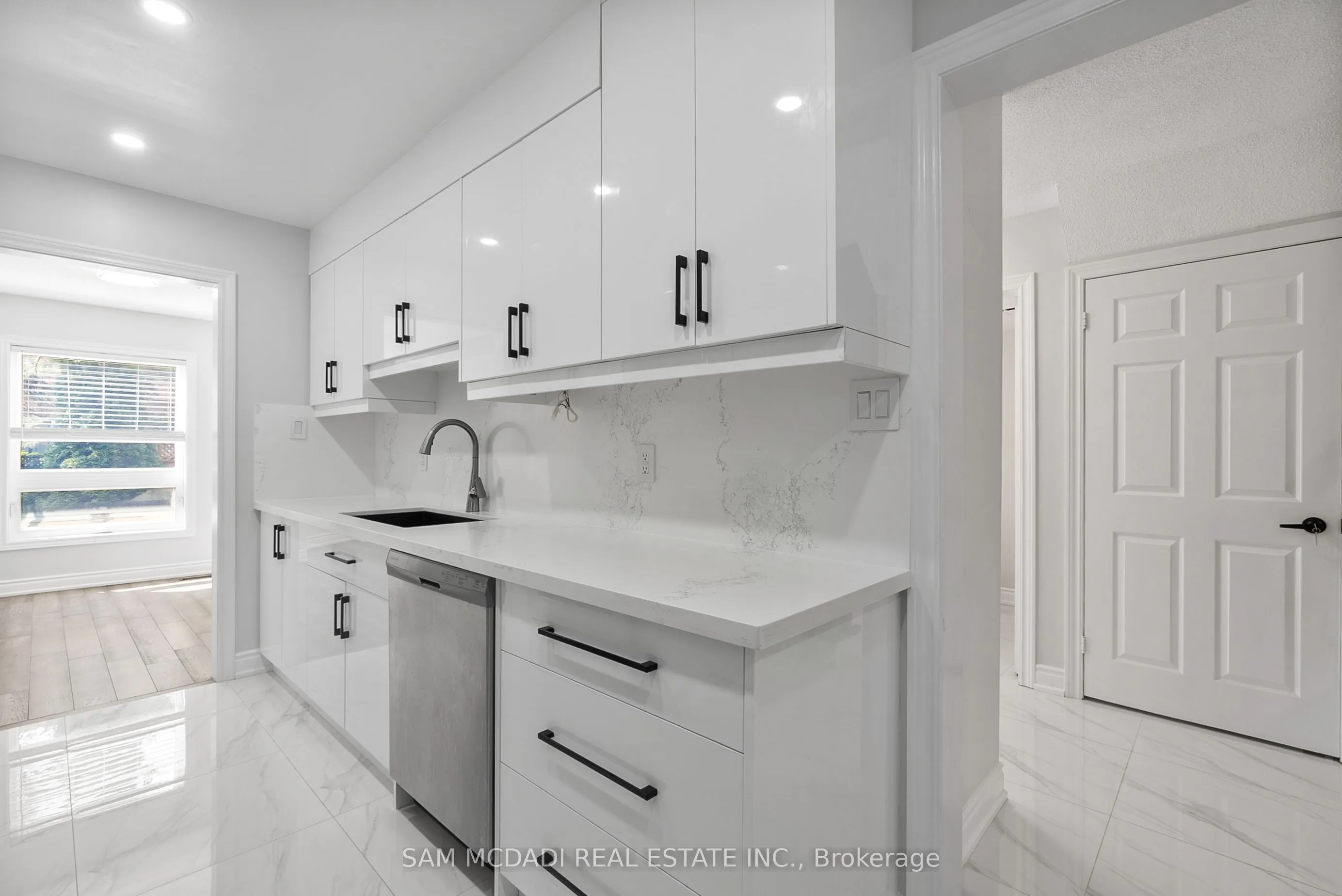 2006 Glenada Crescent, #27