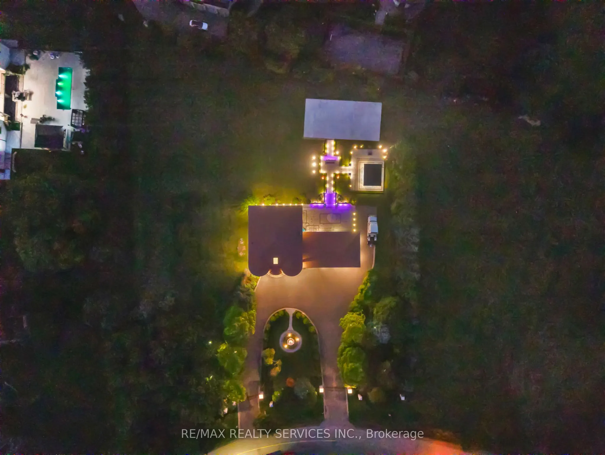 8 Evergreen Avenue