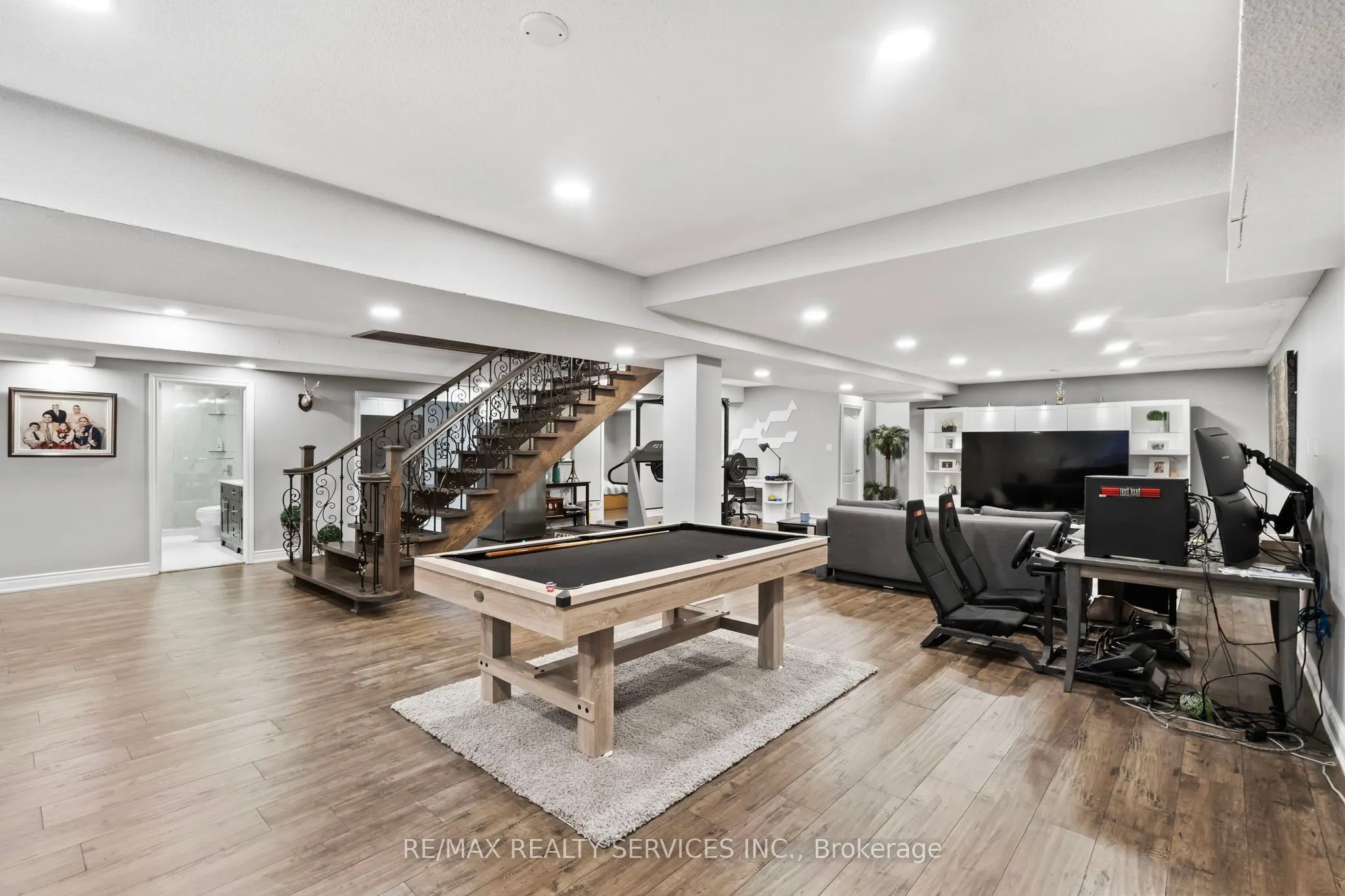 8 Evergreen Avenue