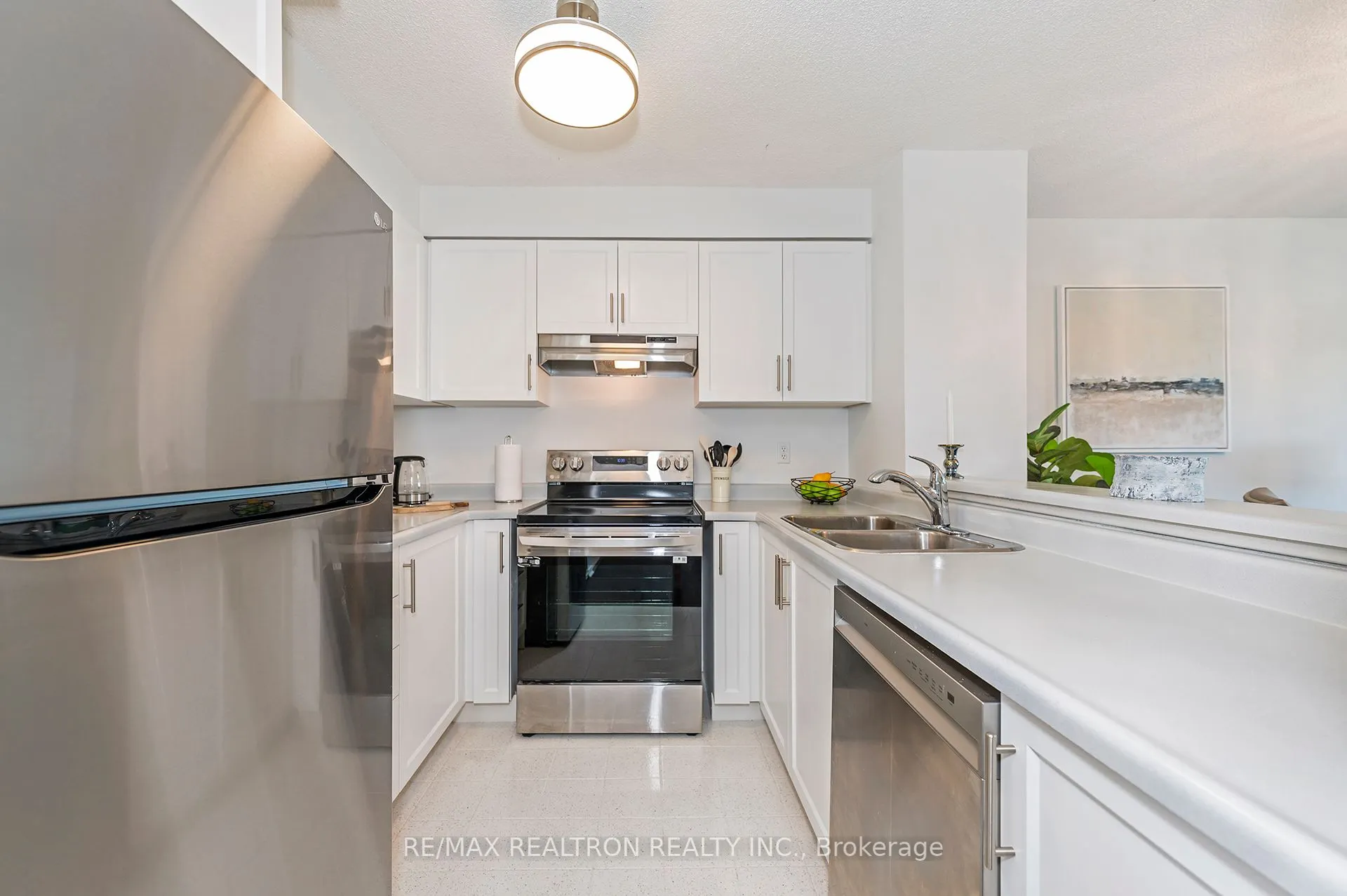 2155 Burnhamthorpe Road W, #1301