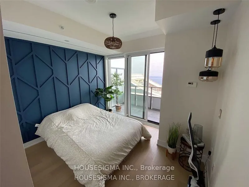 30 Shore Breeze Drive, #5707