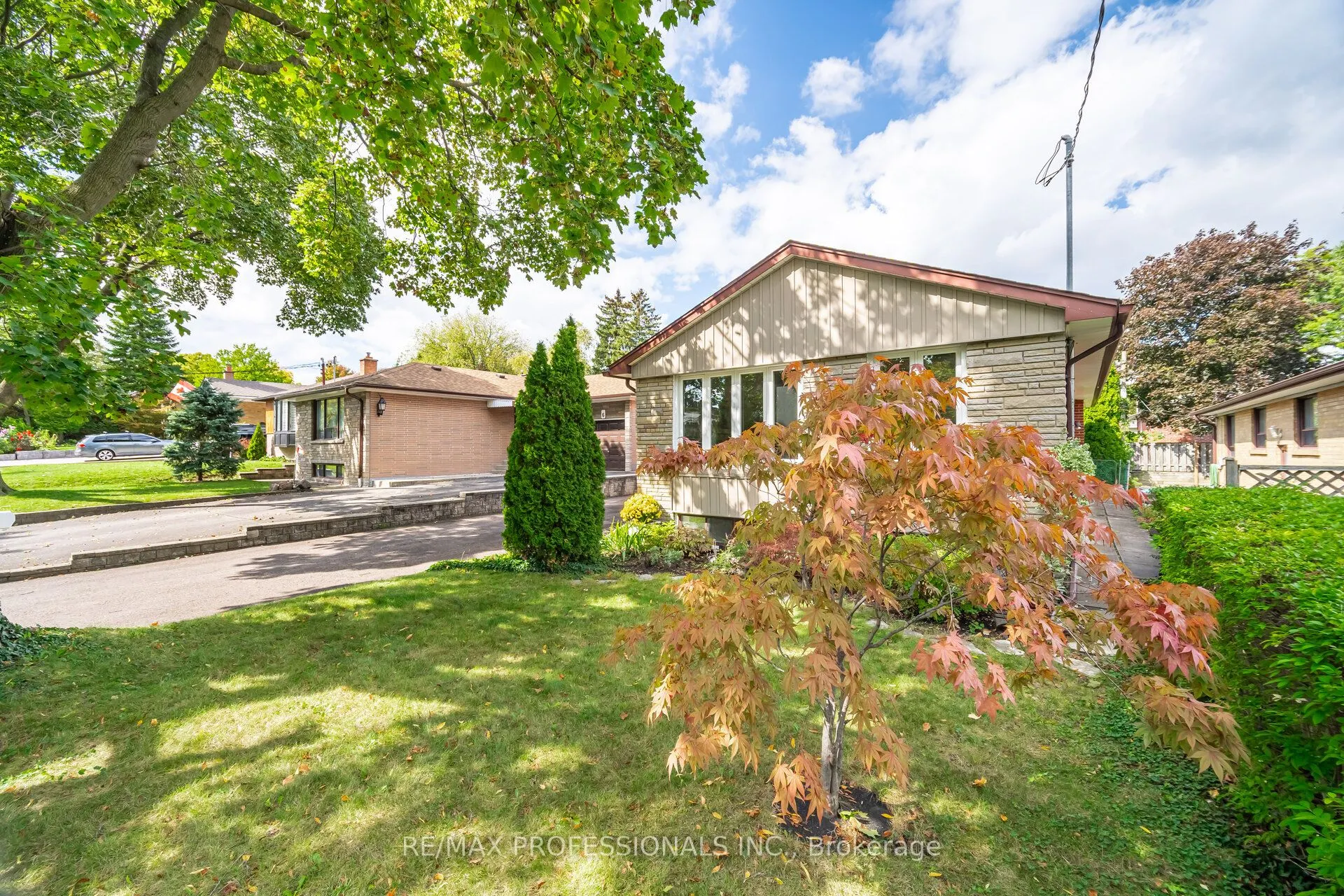4 Lethbridge Avenue
