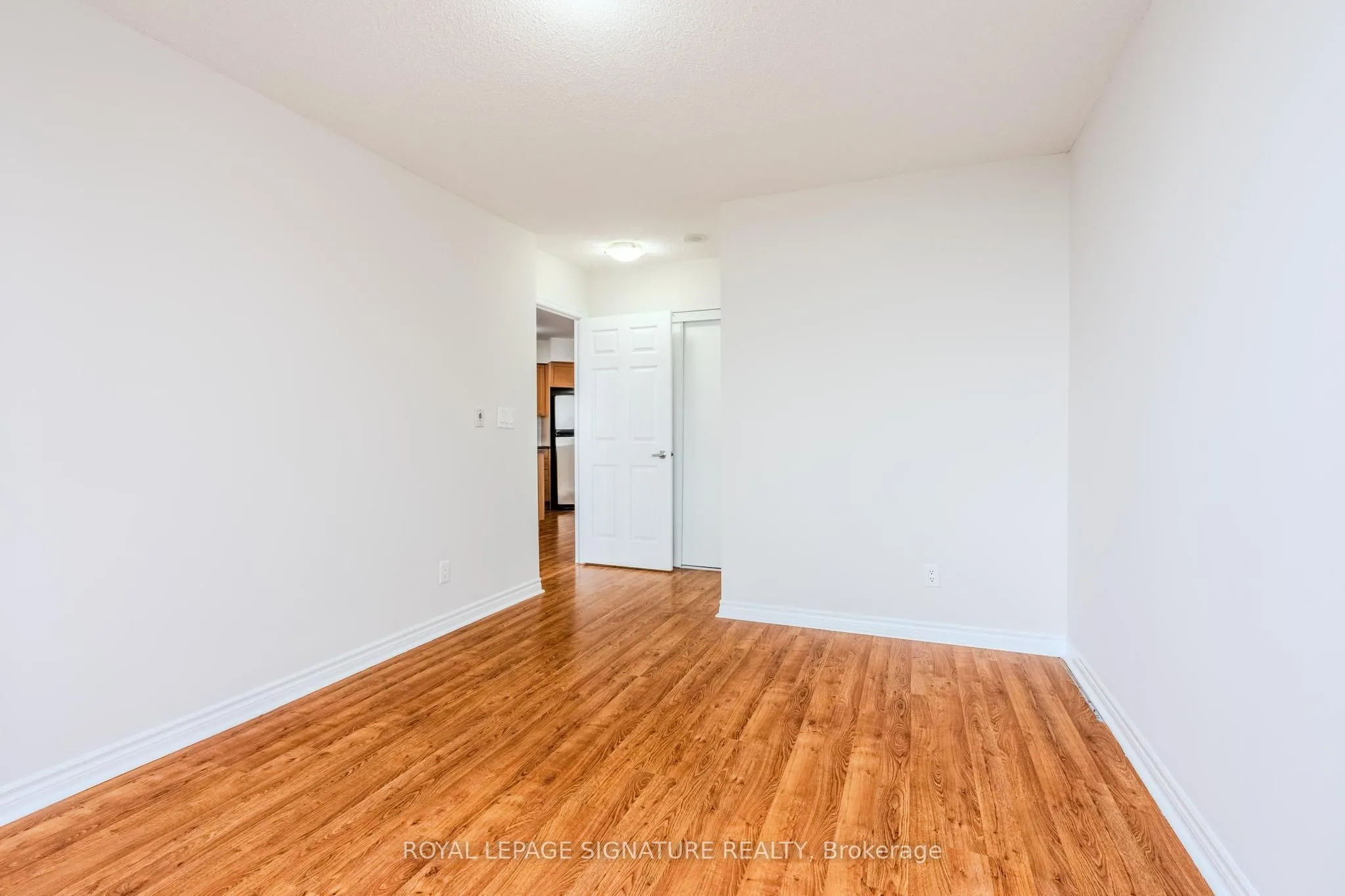 3888 Duke Of York Boulevard, #2820