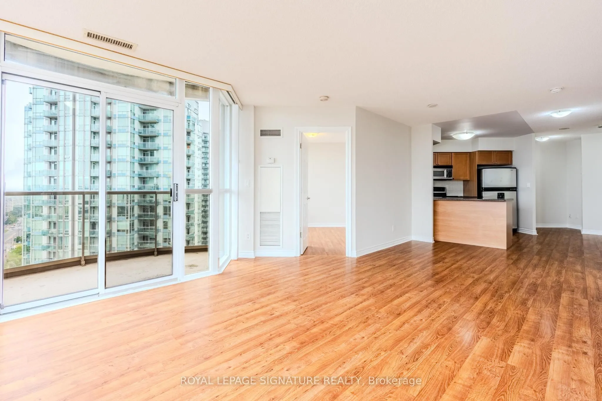 3888 Duke Of York Boulevard, #2820