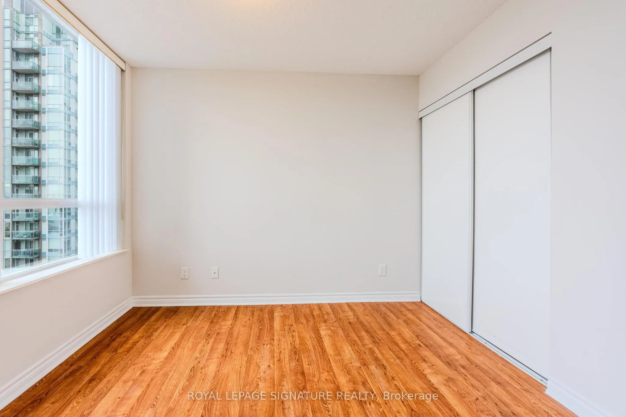 3888 Duke Of York Boulevard, #2820