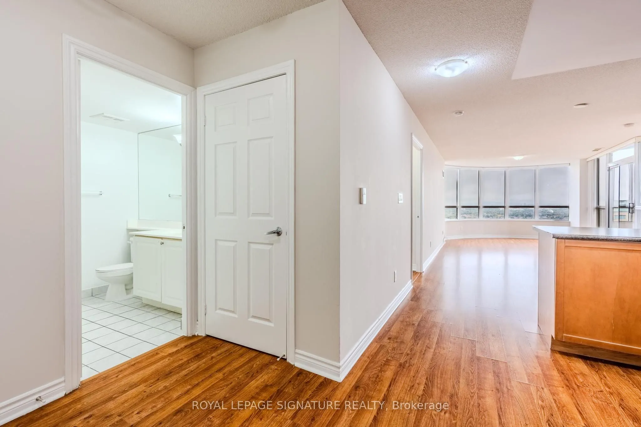 3888 Duke Of York Boulevard, #2820