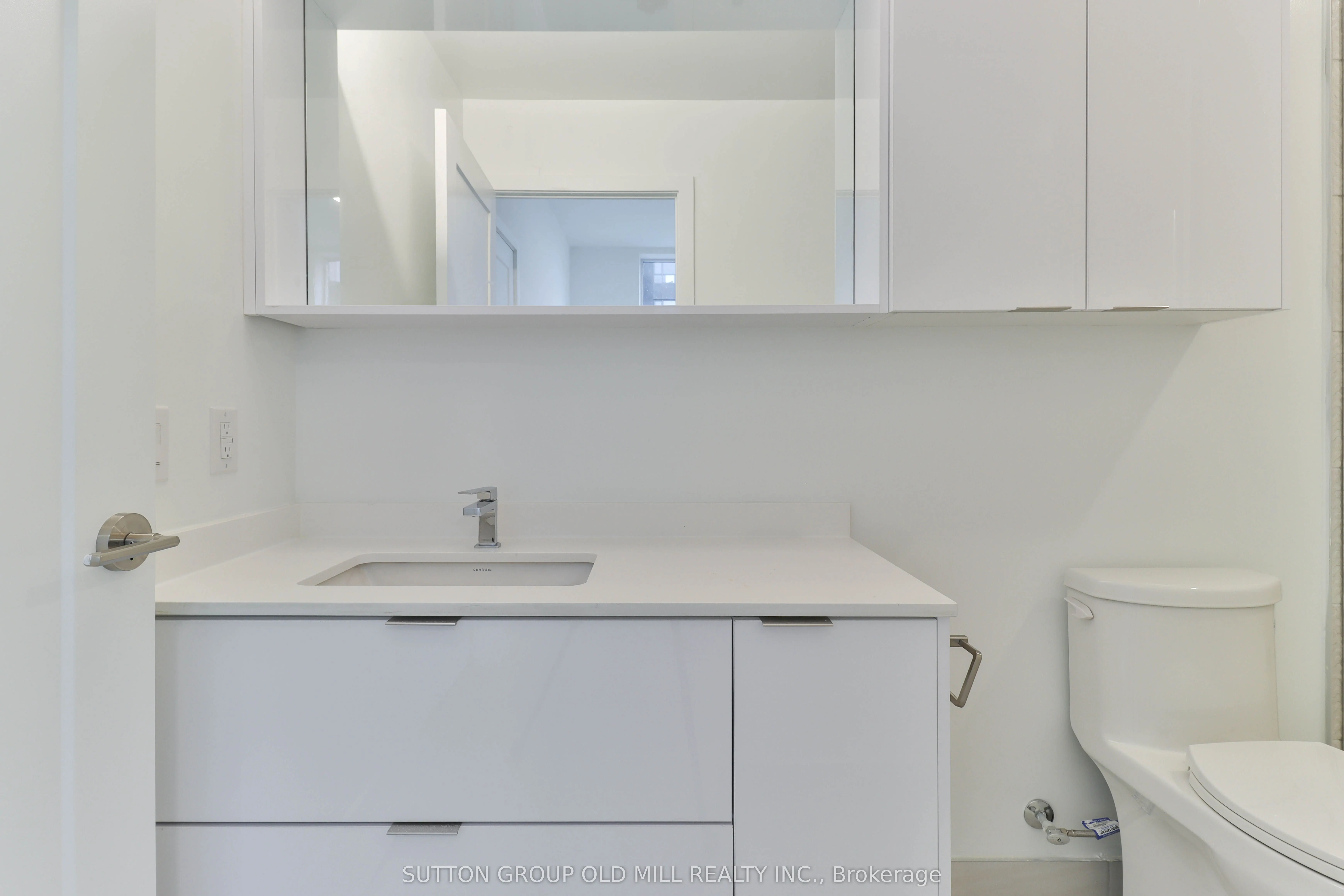 5105 Hurontario Street, #419