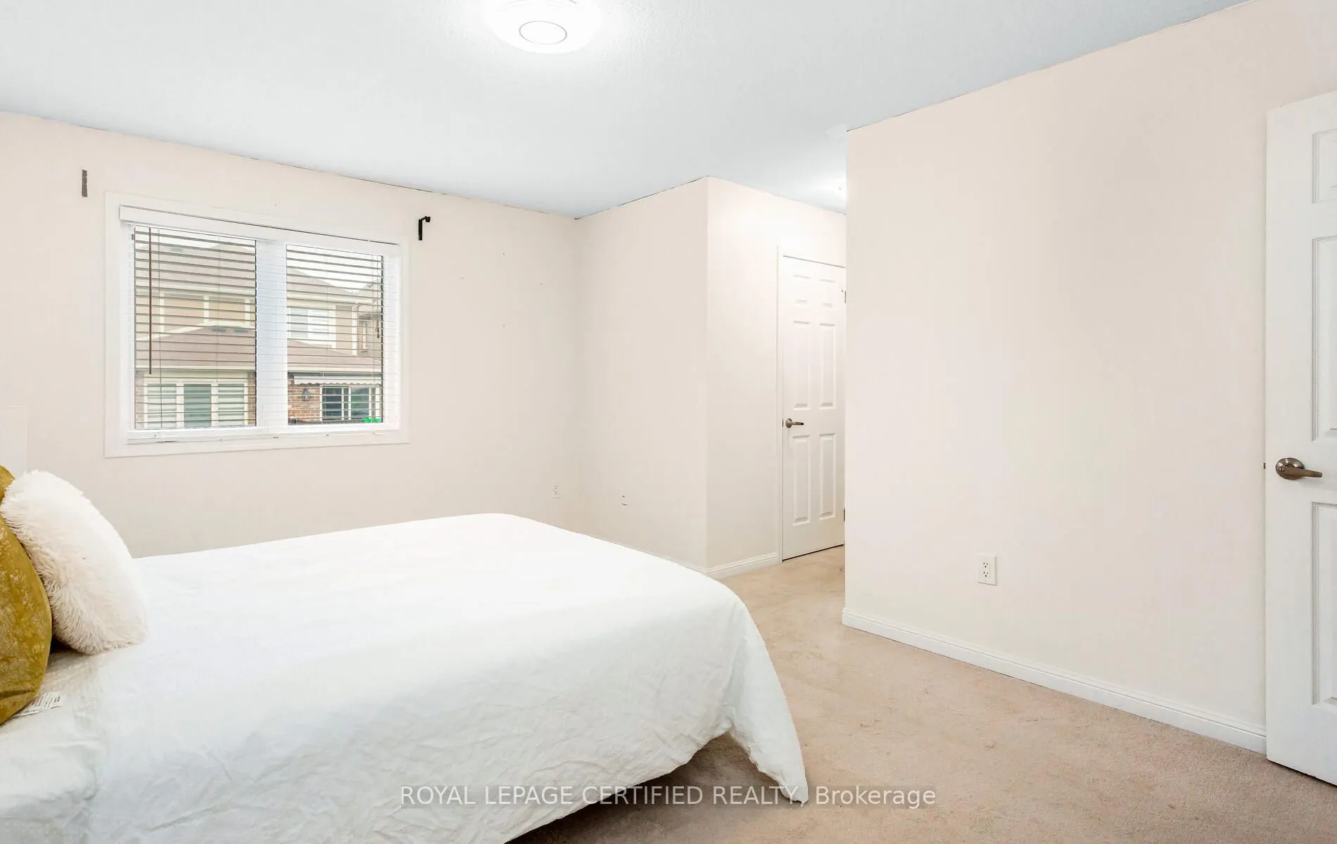 255 Cochrane Terrace