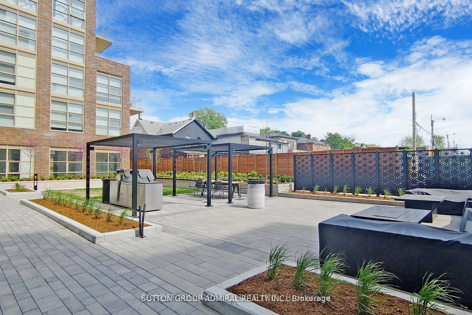 1787 St Clair Avenue W, #706