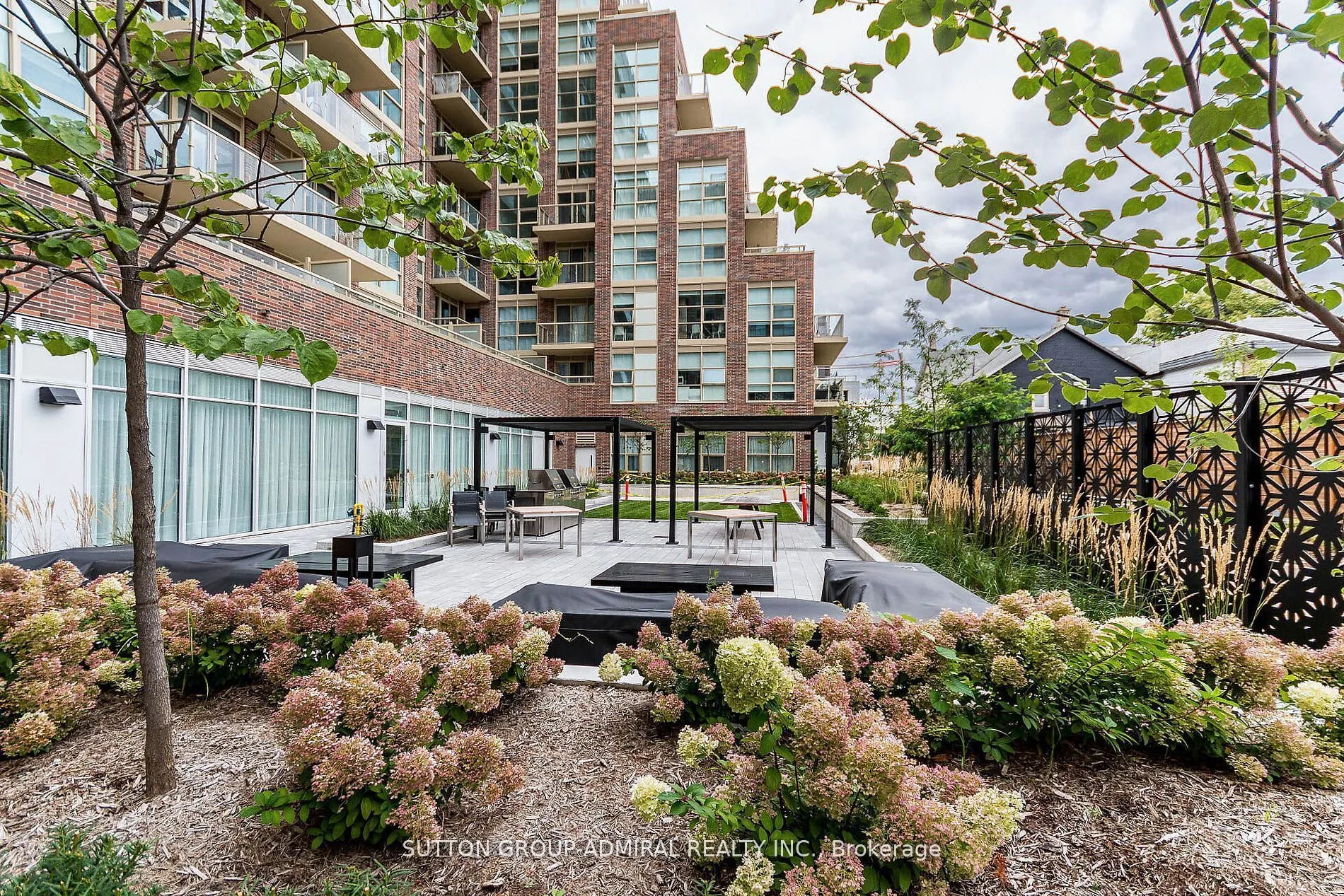 1787 St Clair Avenue W, #706