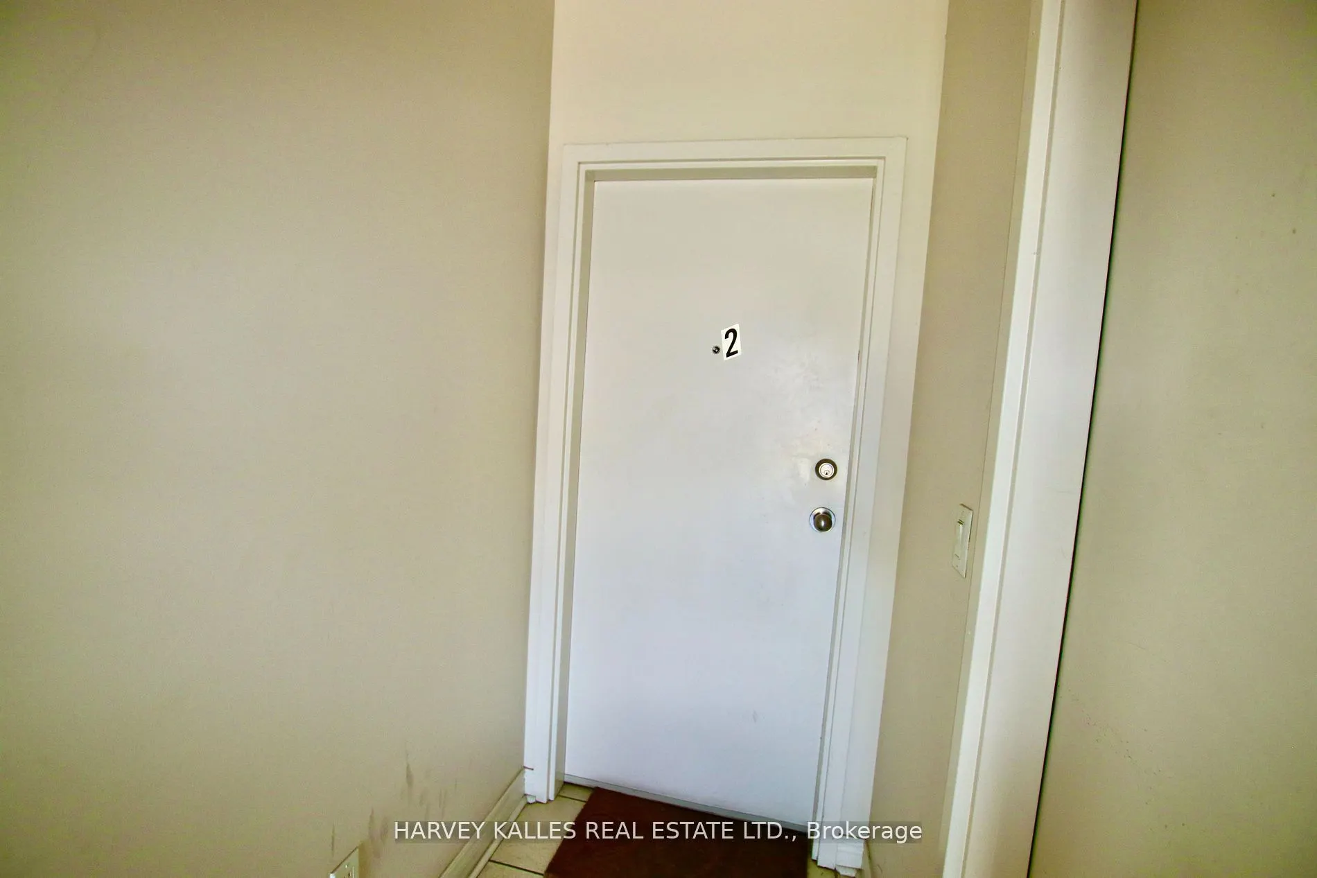 775 Ossington Avenue, #2