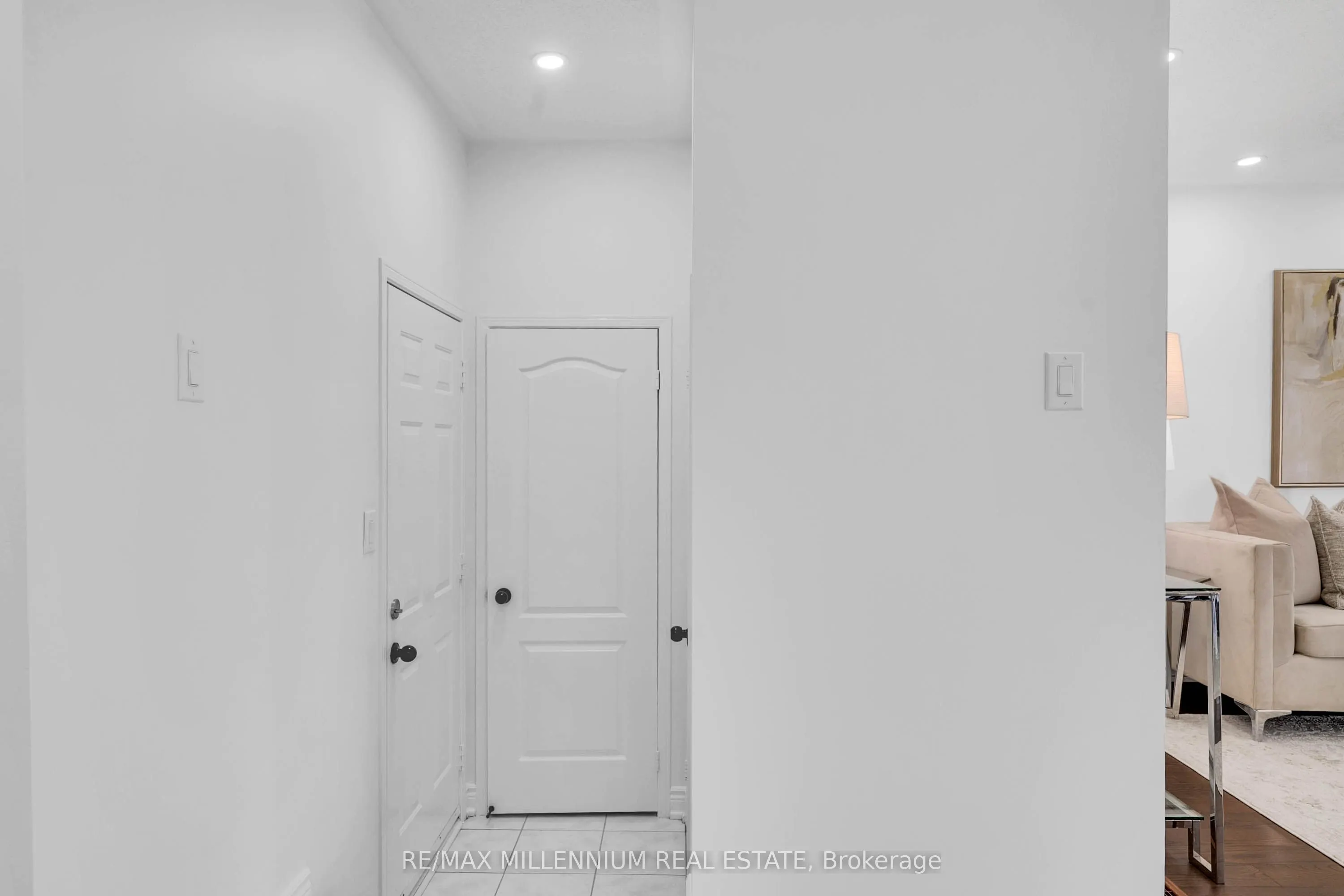 3393 Covent Crescent