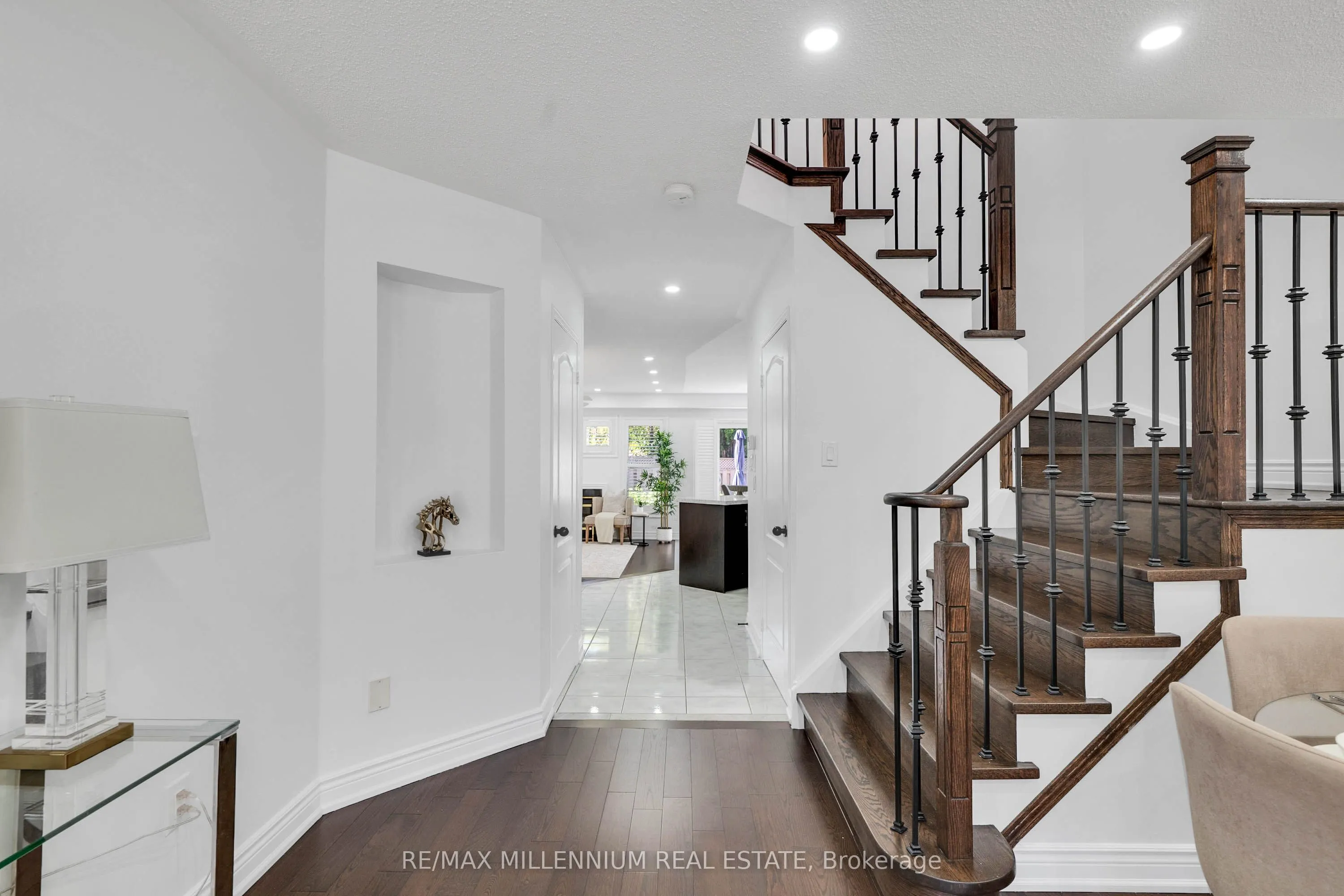 3393 Covent Crescent