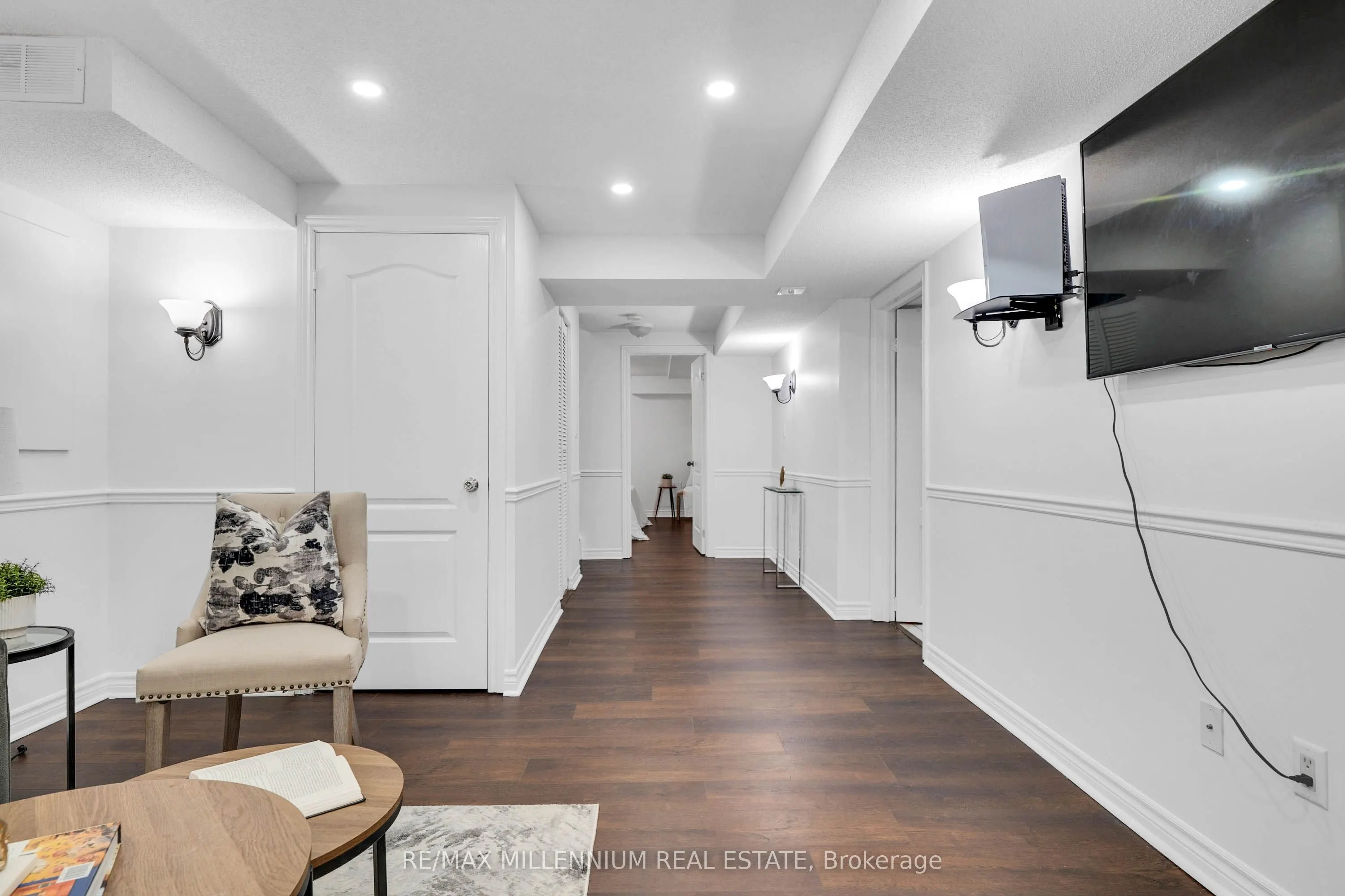 3393 Covent Crescent