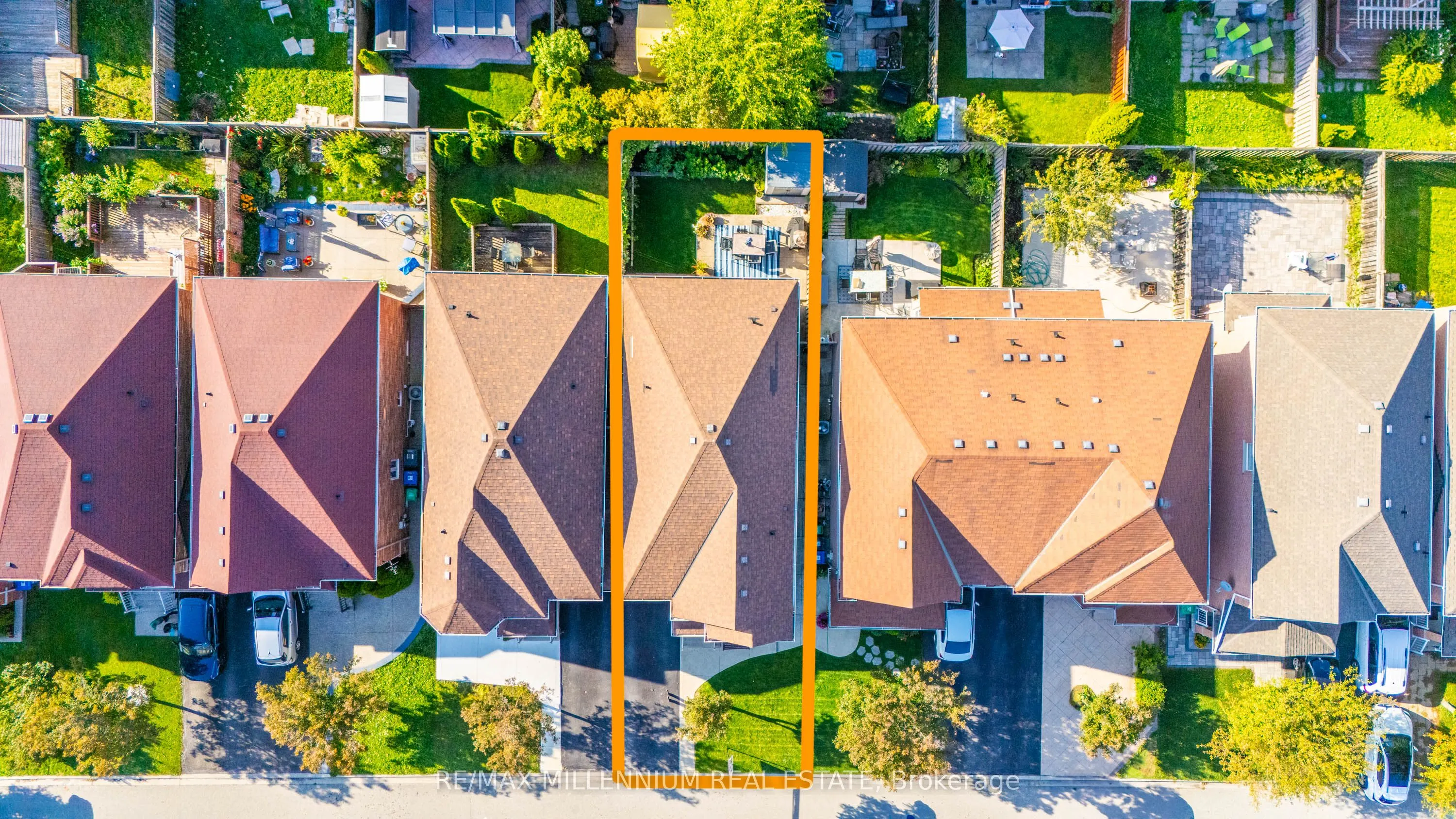 3393 Covent Crescent