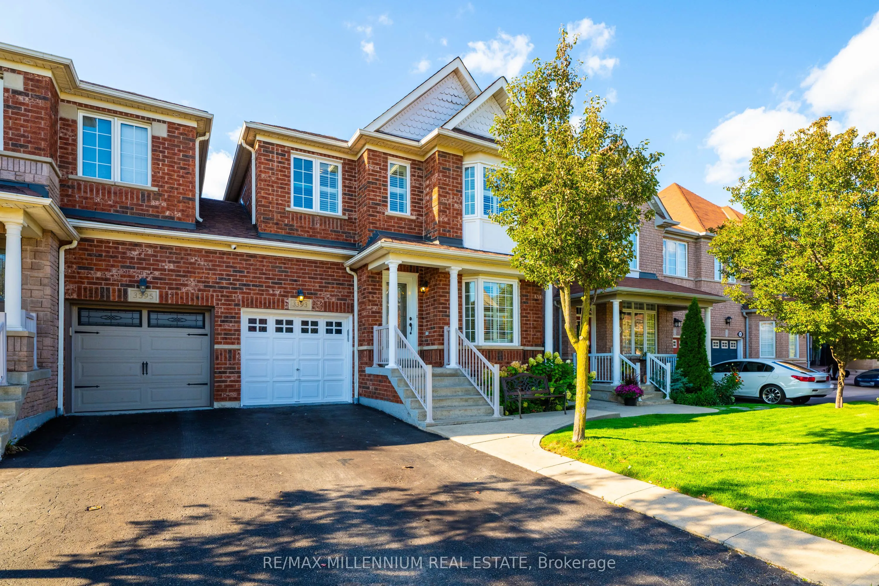 3393 Covent Crescent