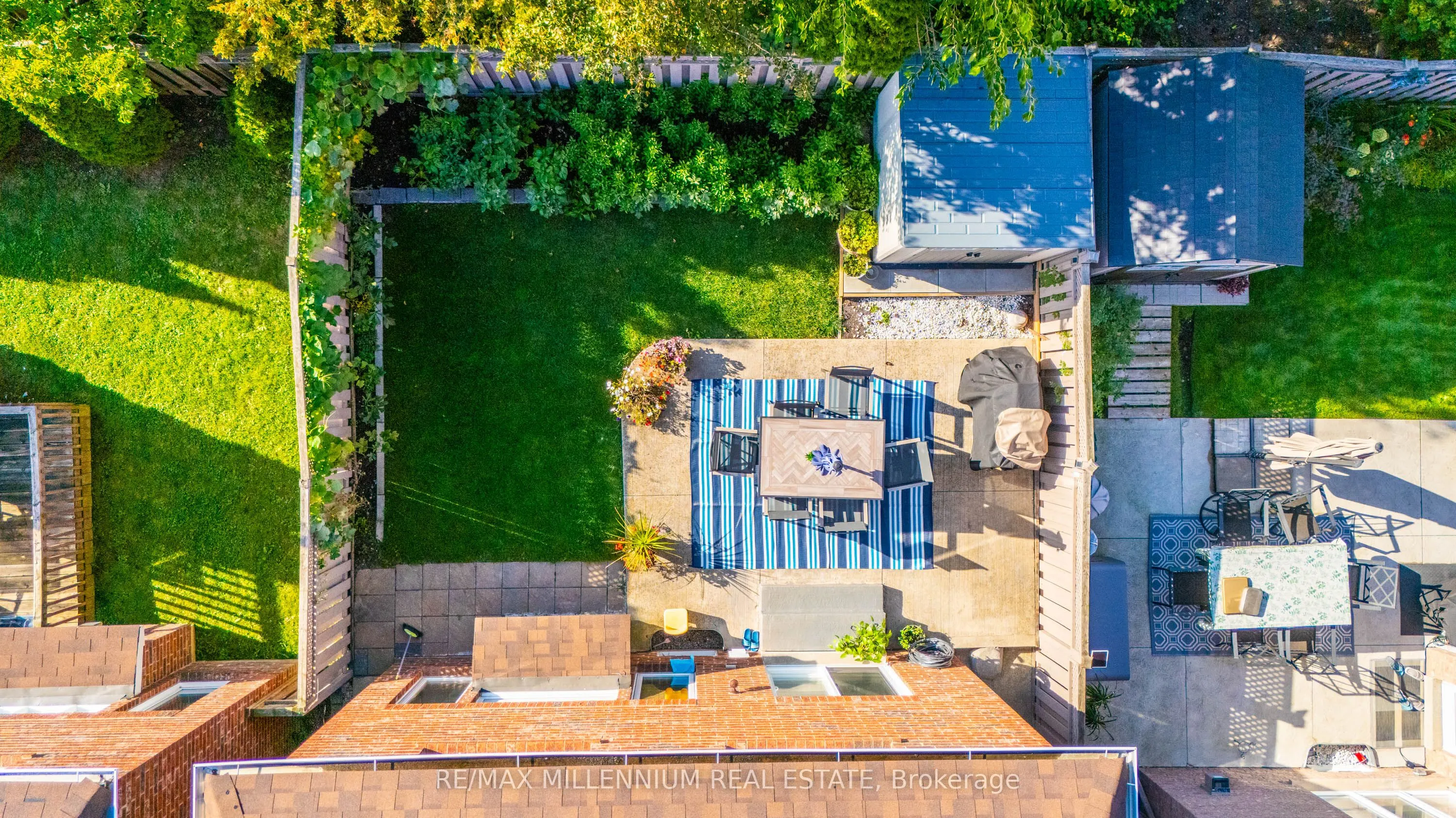 3393 Covent Crescent