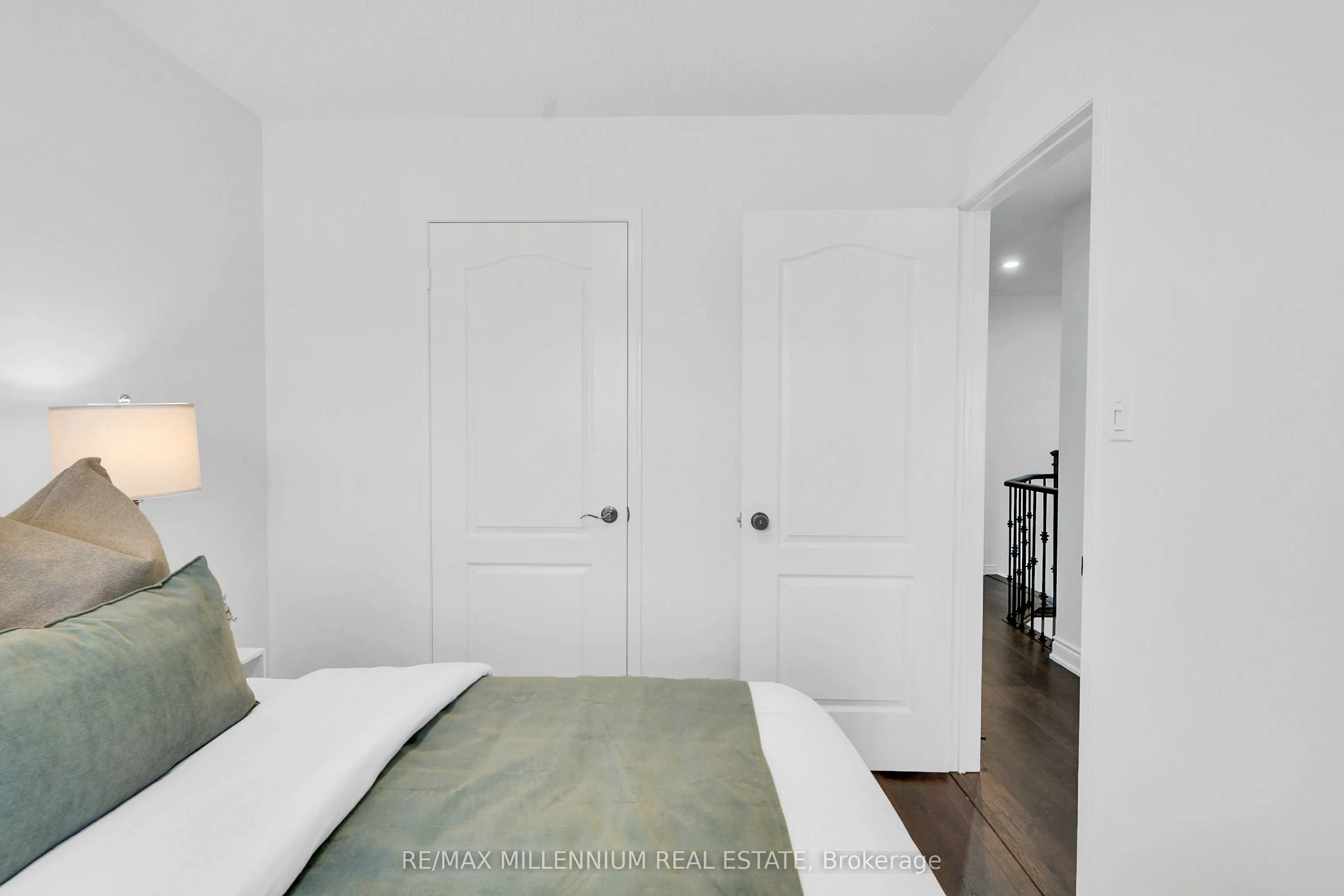 3393 Covent Crescent