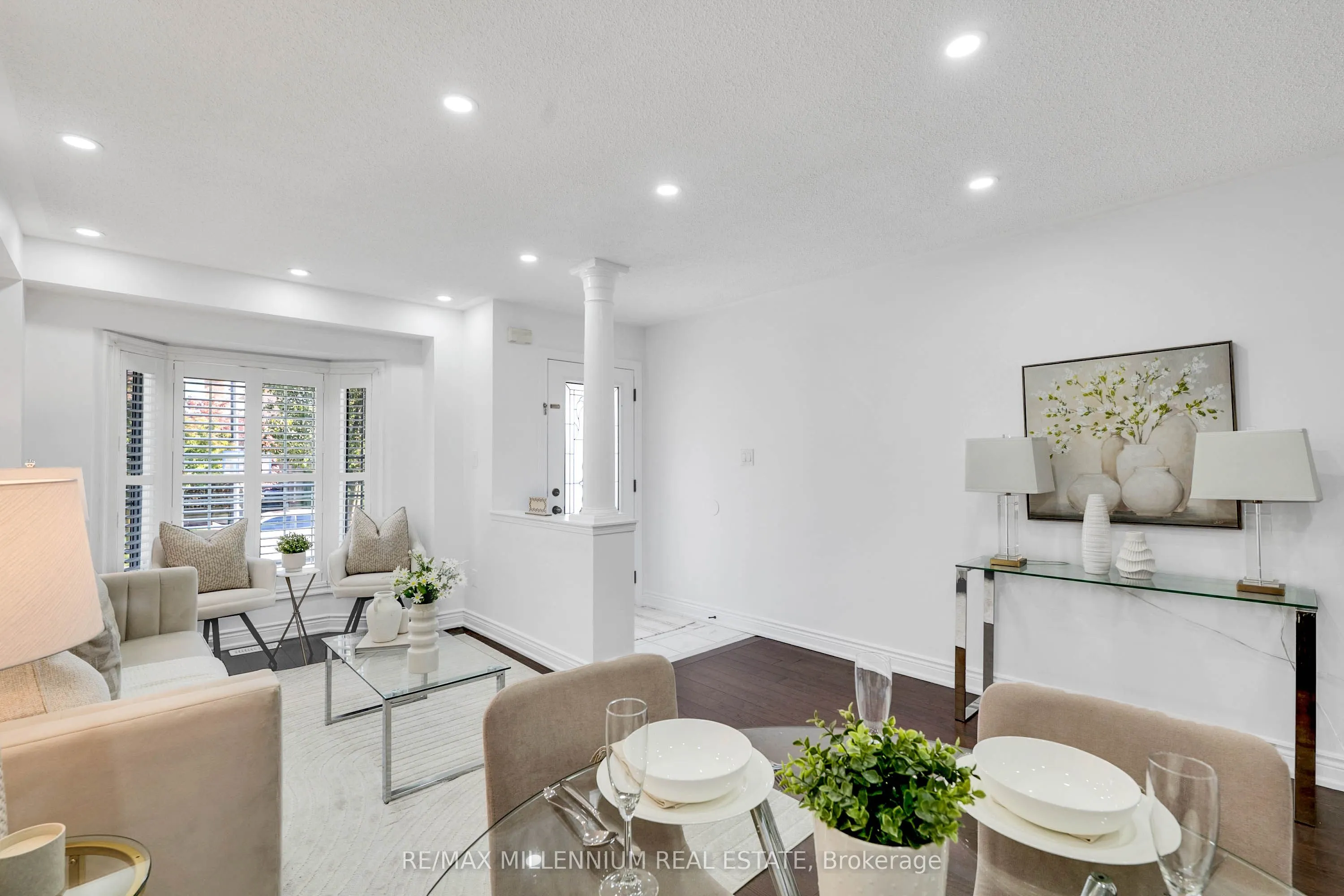 3393 Covent Crescent