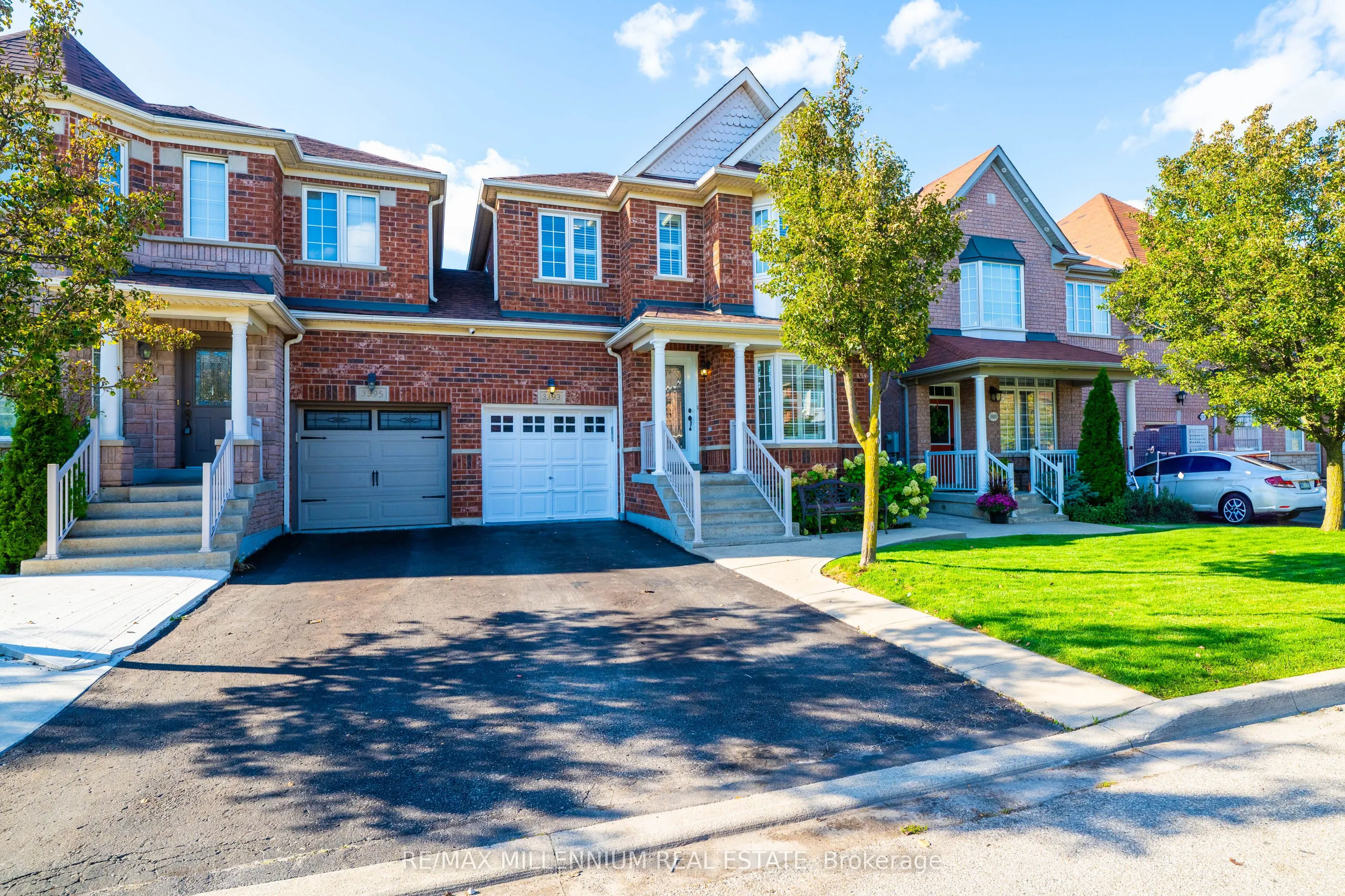 3393 Covent Crescent