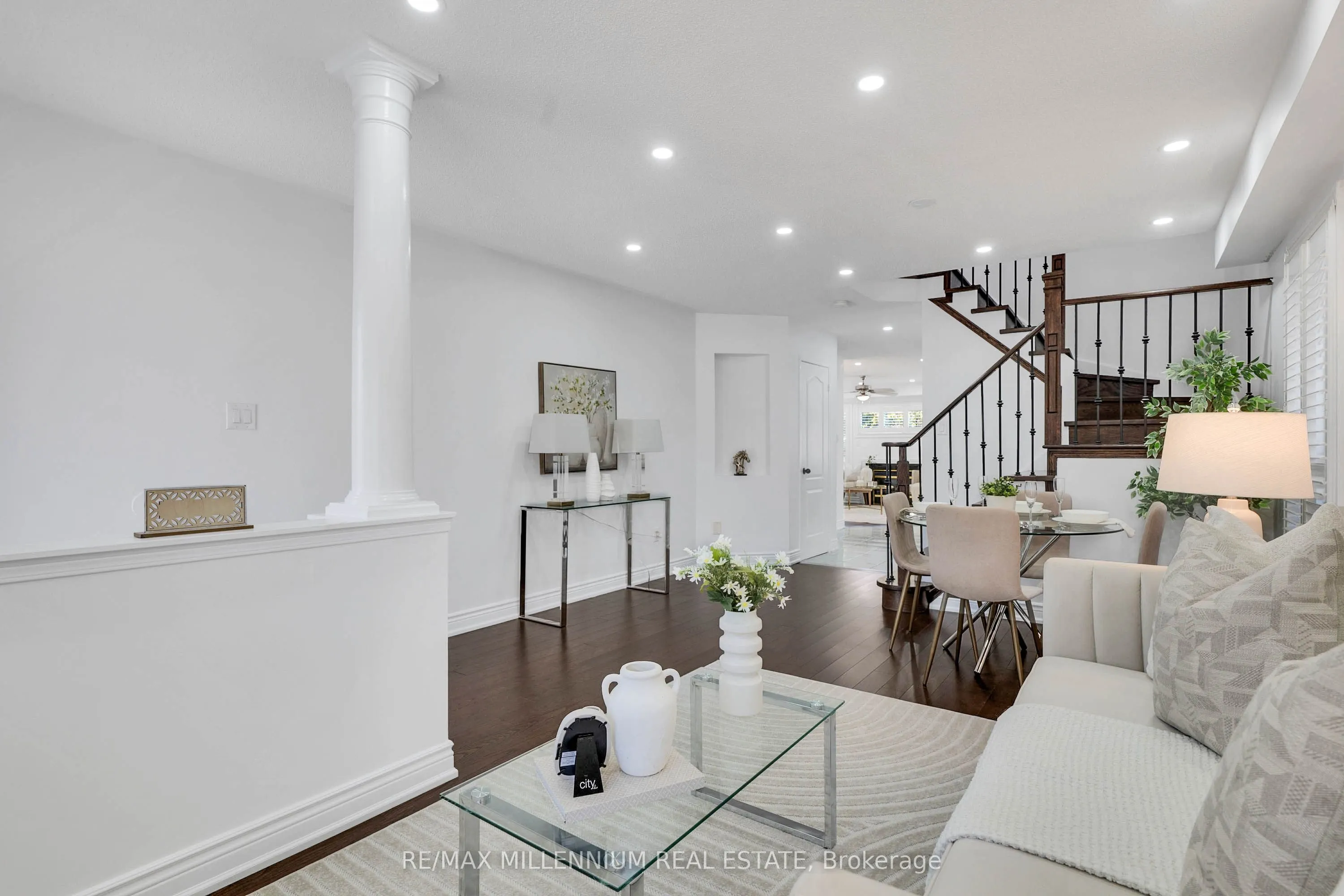 3393 Covent Crescent