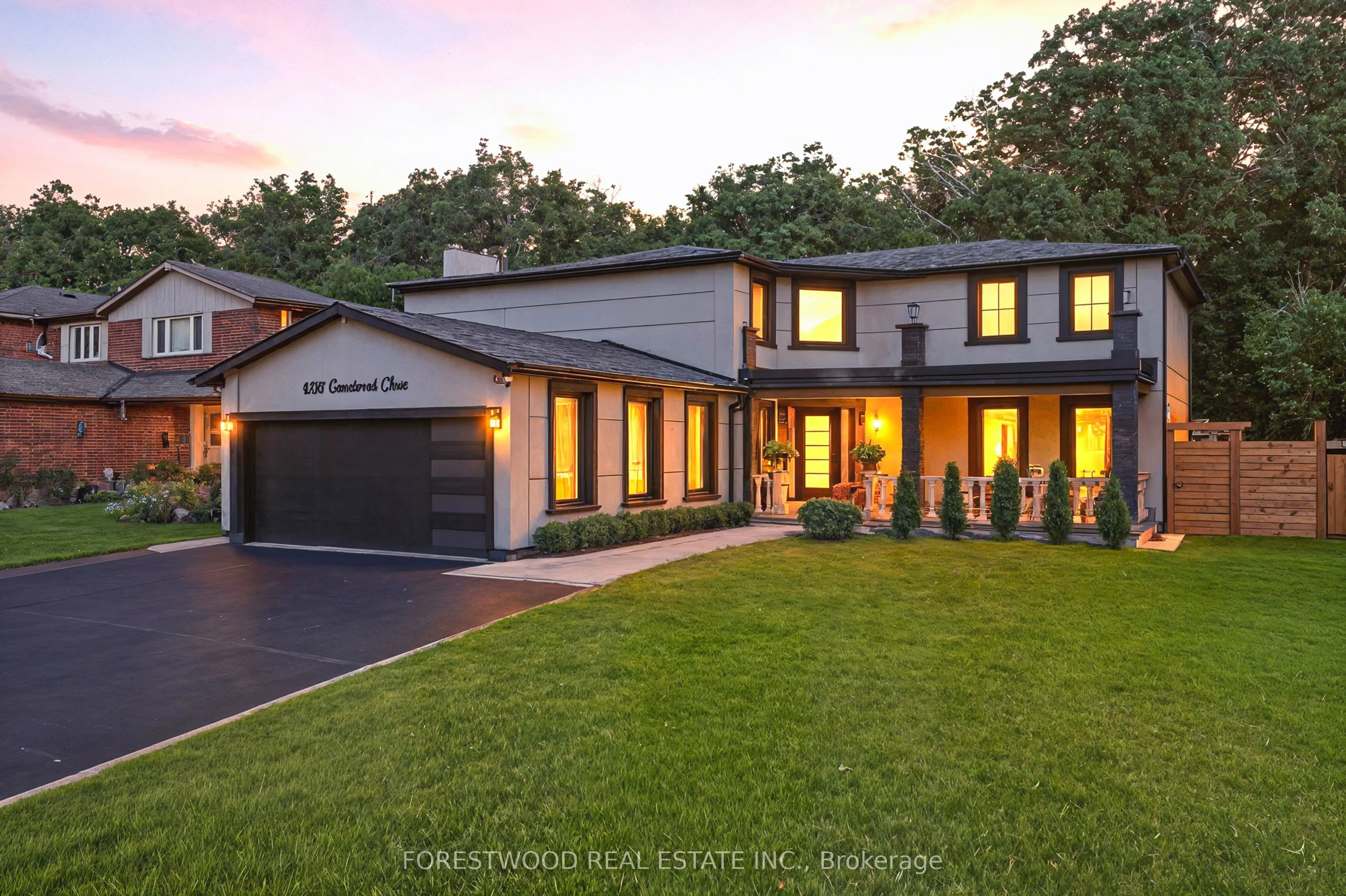 4295 Garnetwood Chase