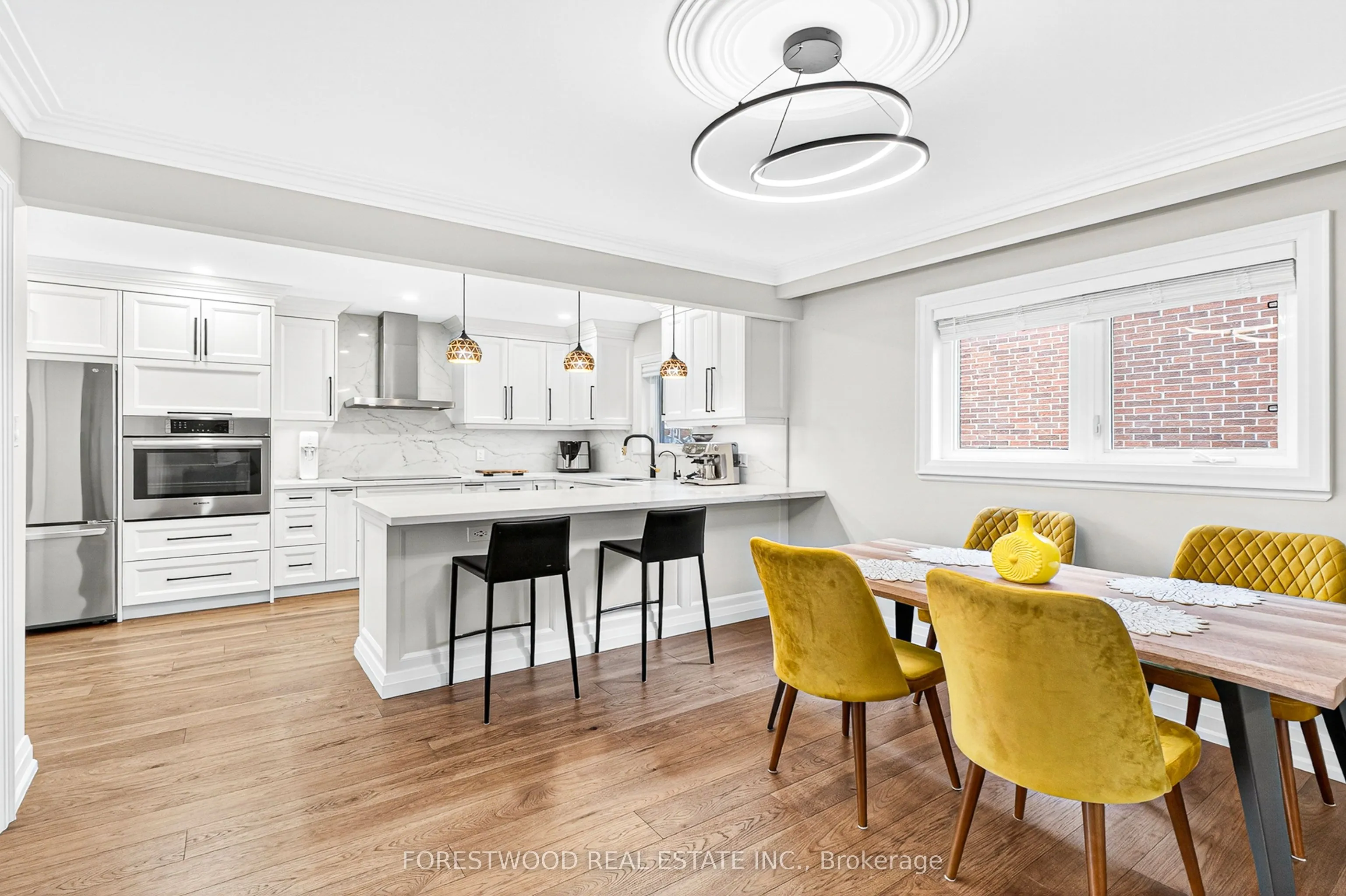 4295 Garnetwood Chase