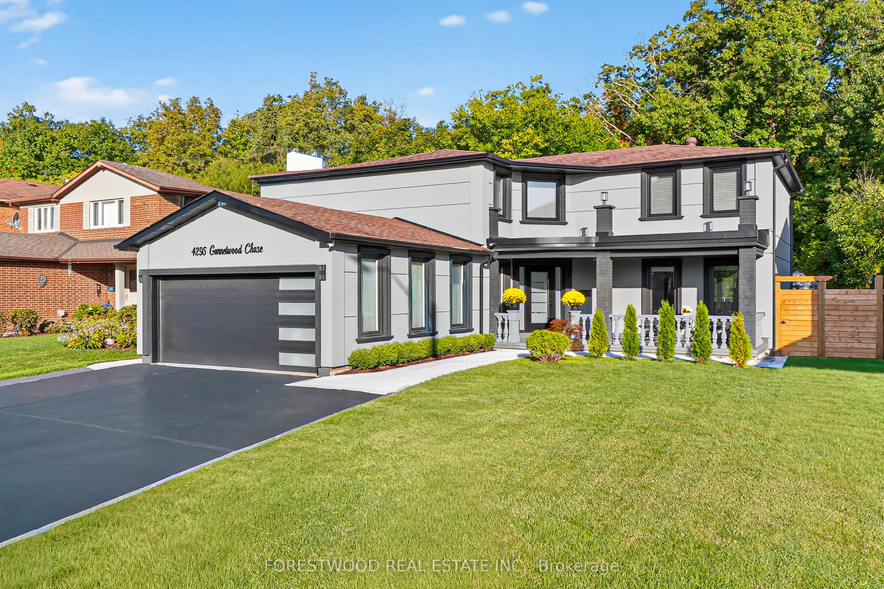 4295 Garnetwood Chase