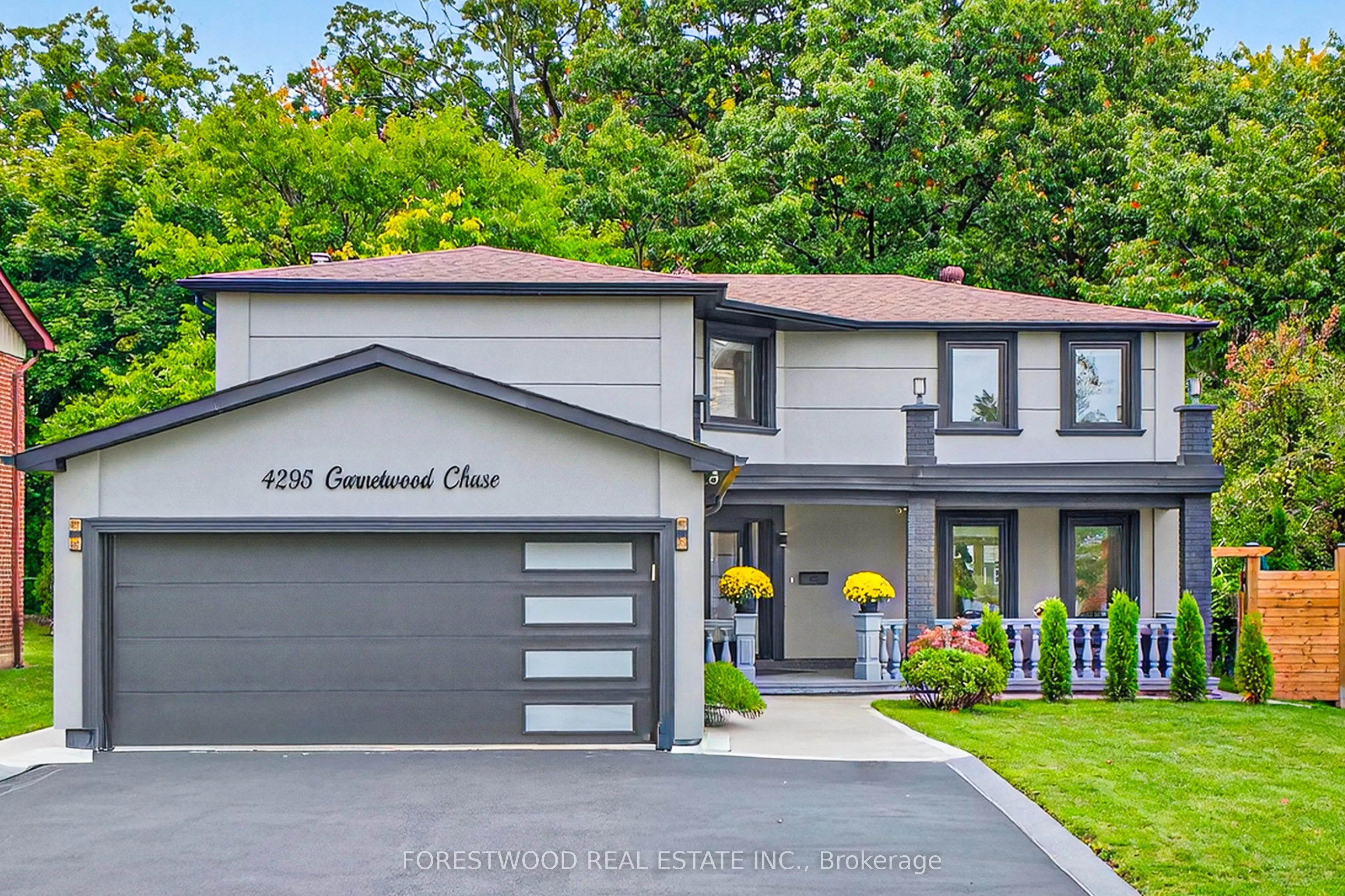 4295 Garnetwood Chase