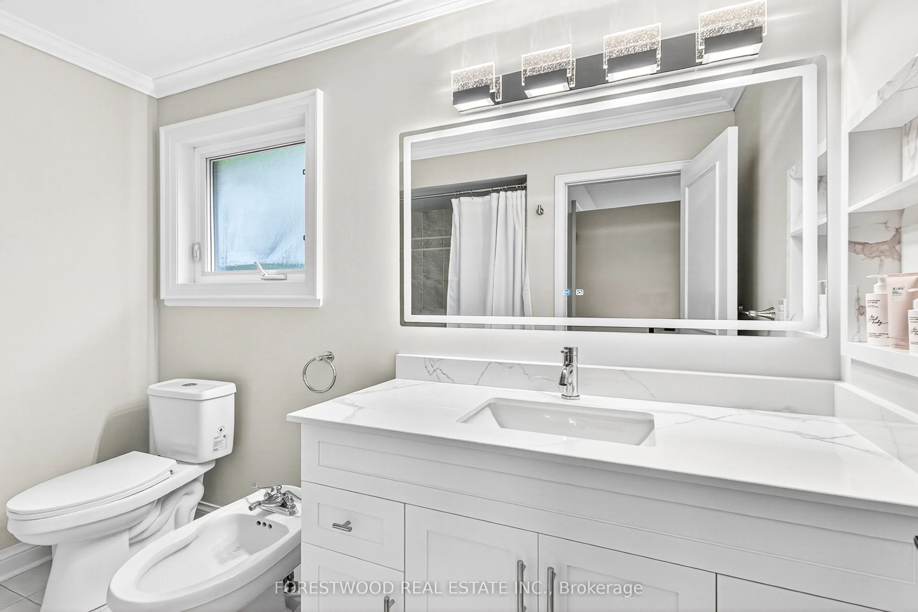 4295 Garnetwood Chase