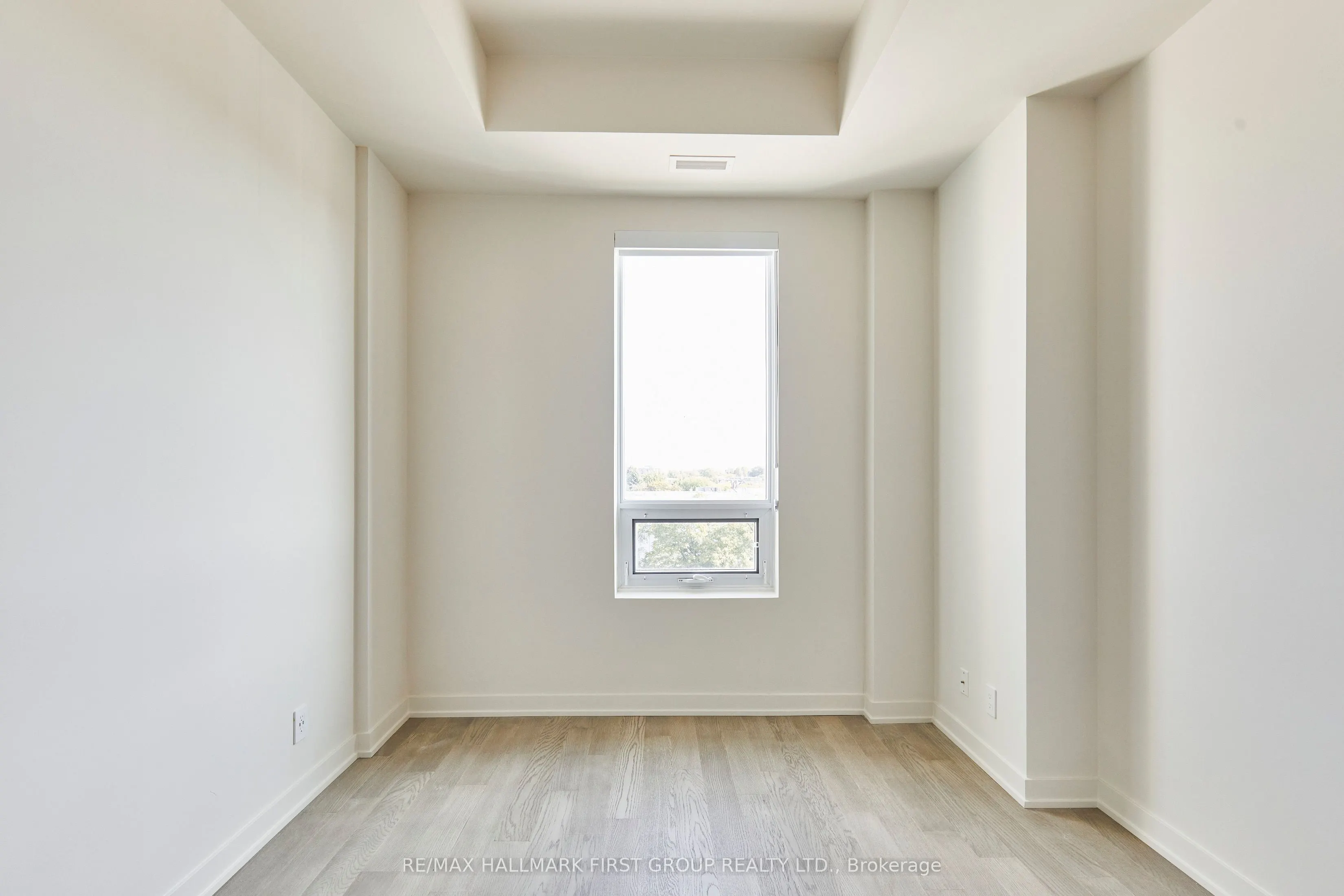 123 Maurice Drive, #407