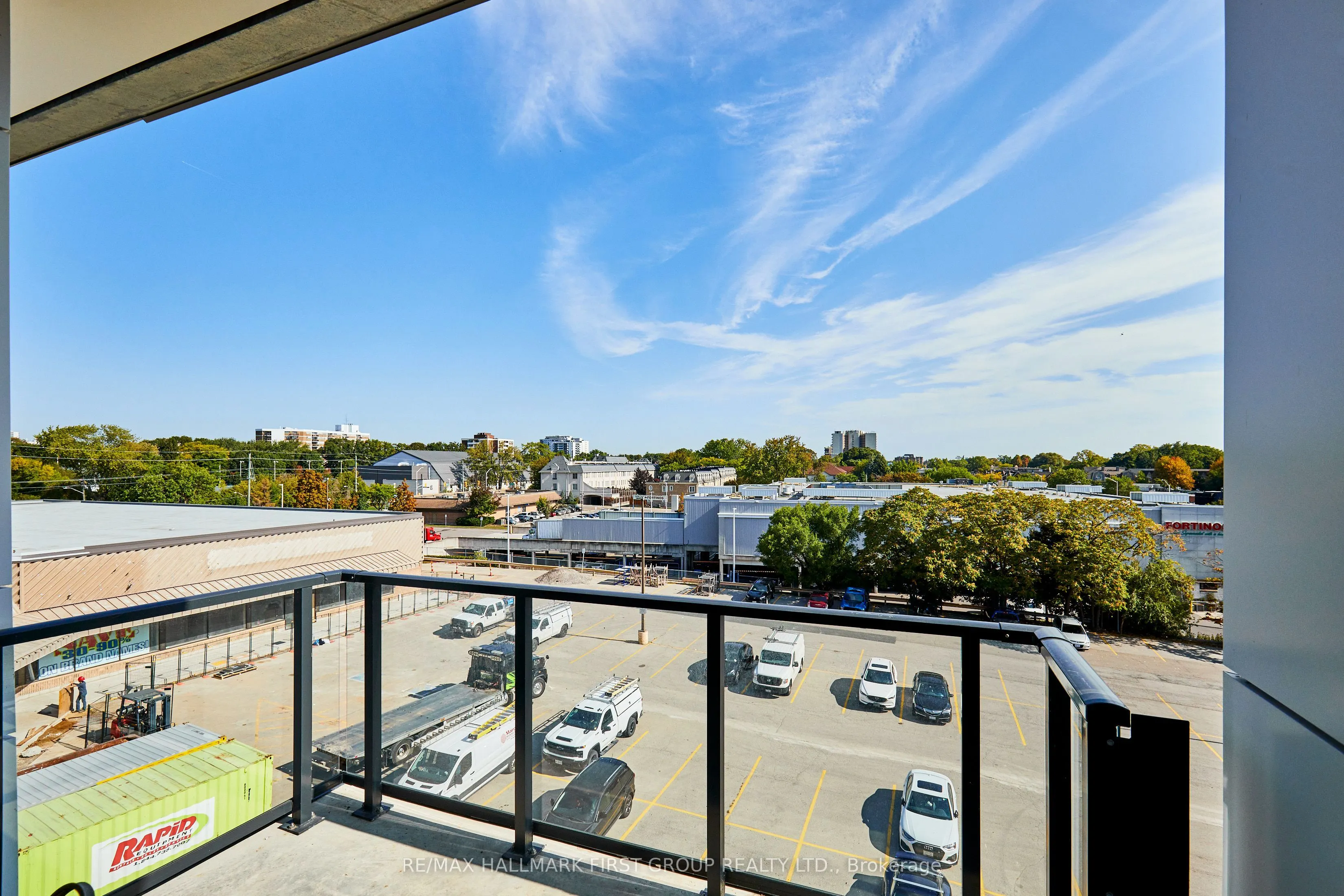 123 Maurice Drive, #407