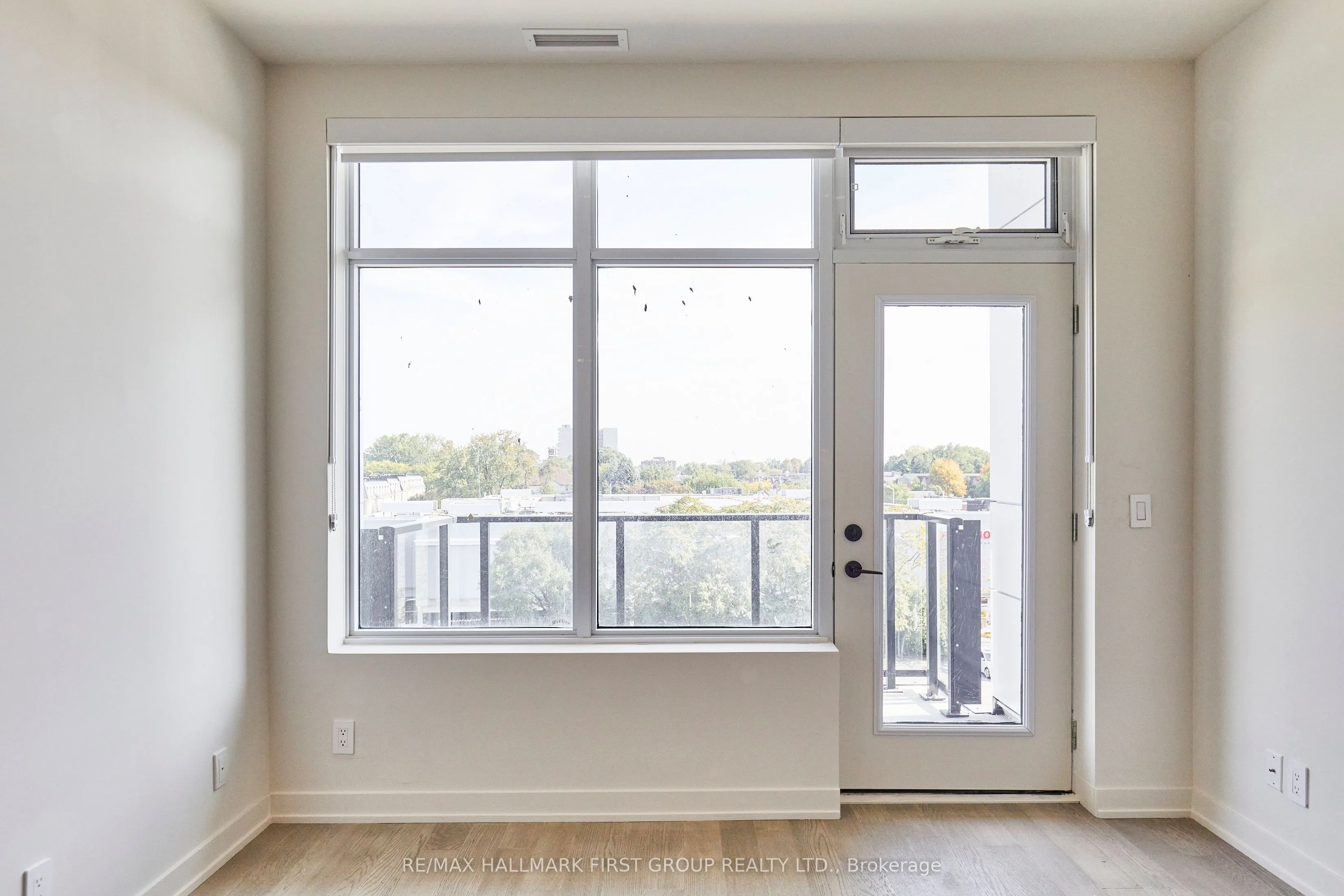 123 Maurice Drive, #407