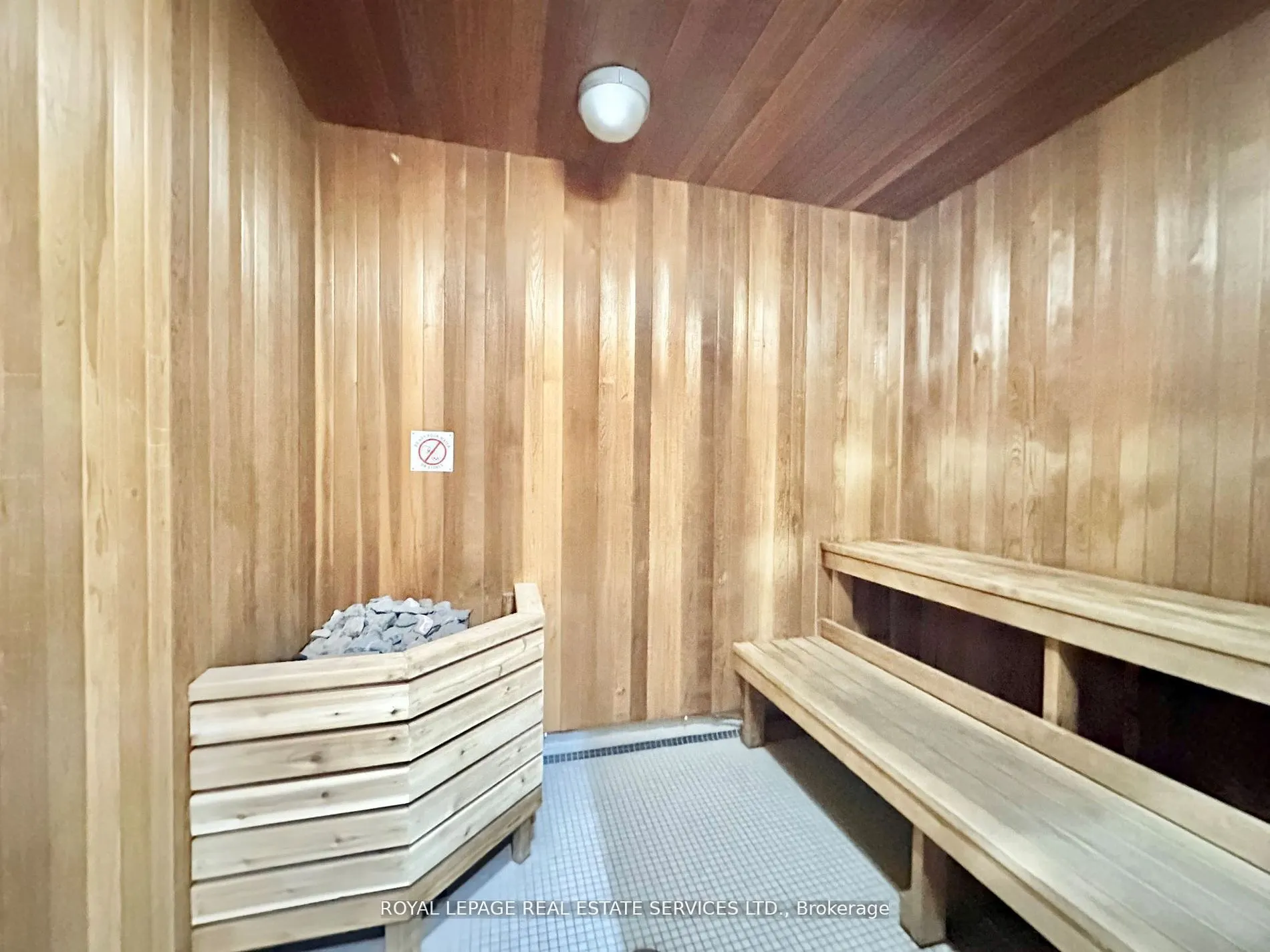 310 Burnhamthorpe Road W, #3001