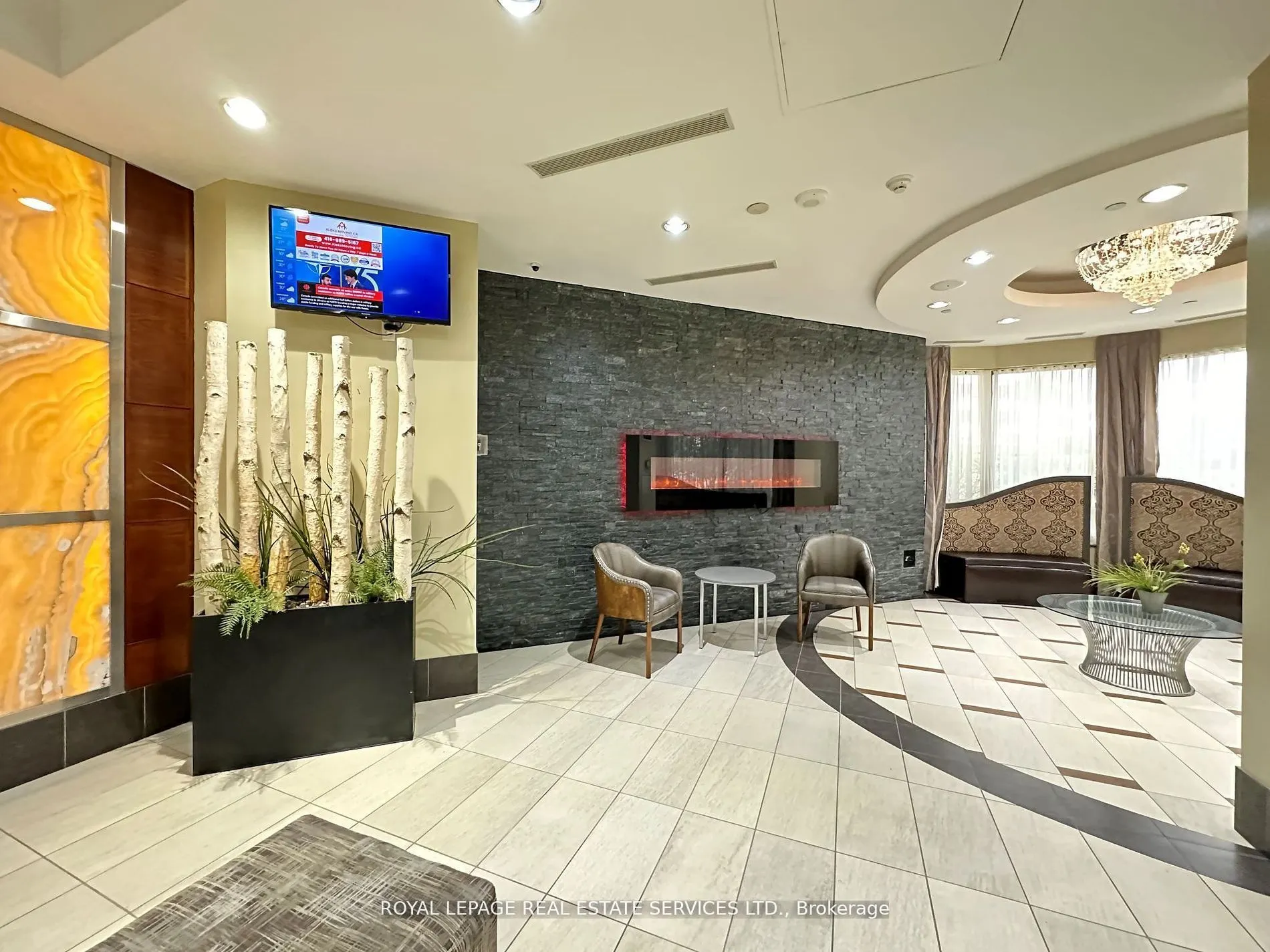 310 Burnhamthorpe Road W, #3001
