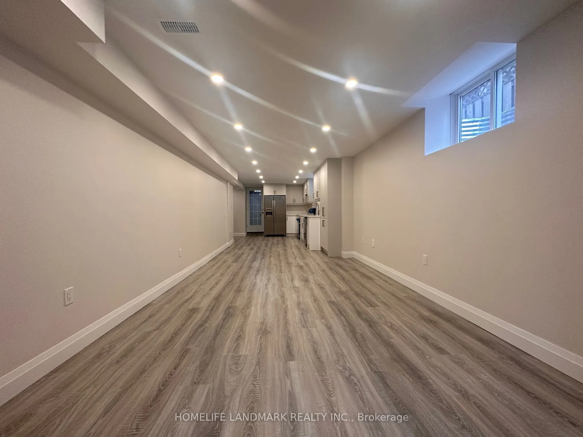 2036 Grosvenor Street, #lower